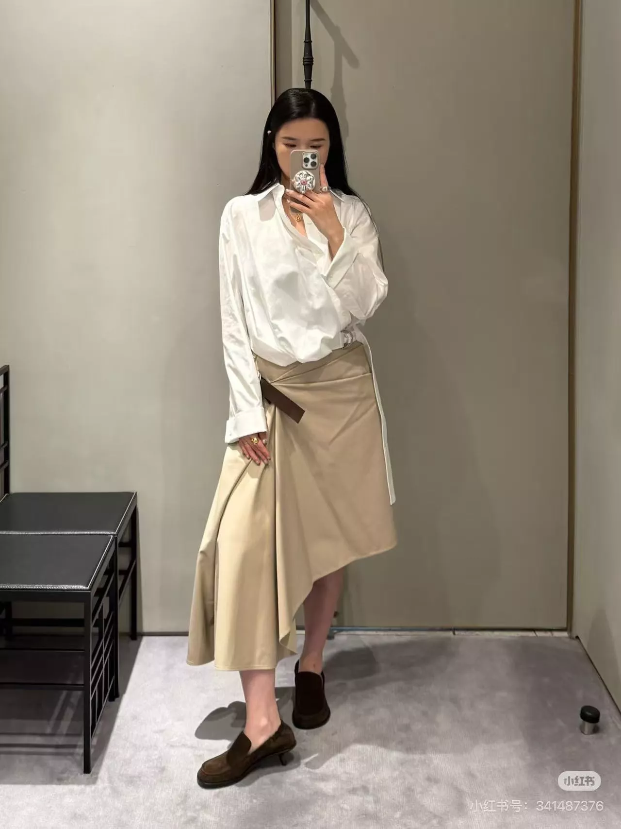 노브랜드 허리 벨트 디테일 슬림핏 카라 셔츠 상세 이미지 29