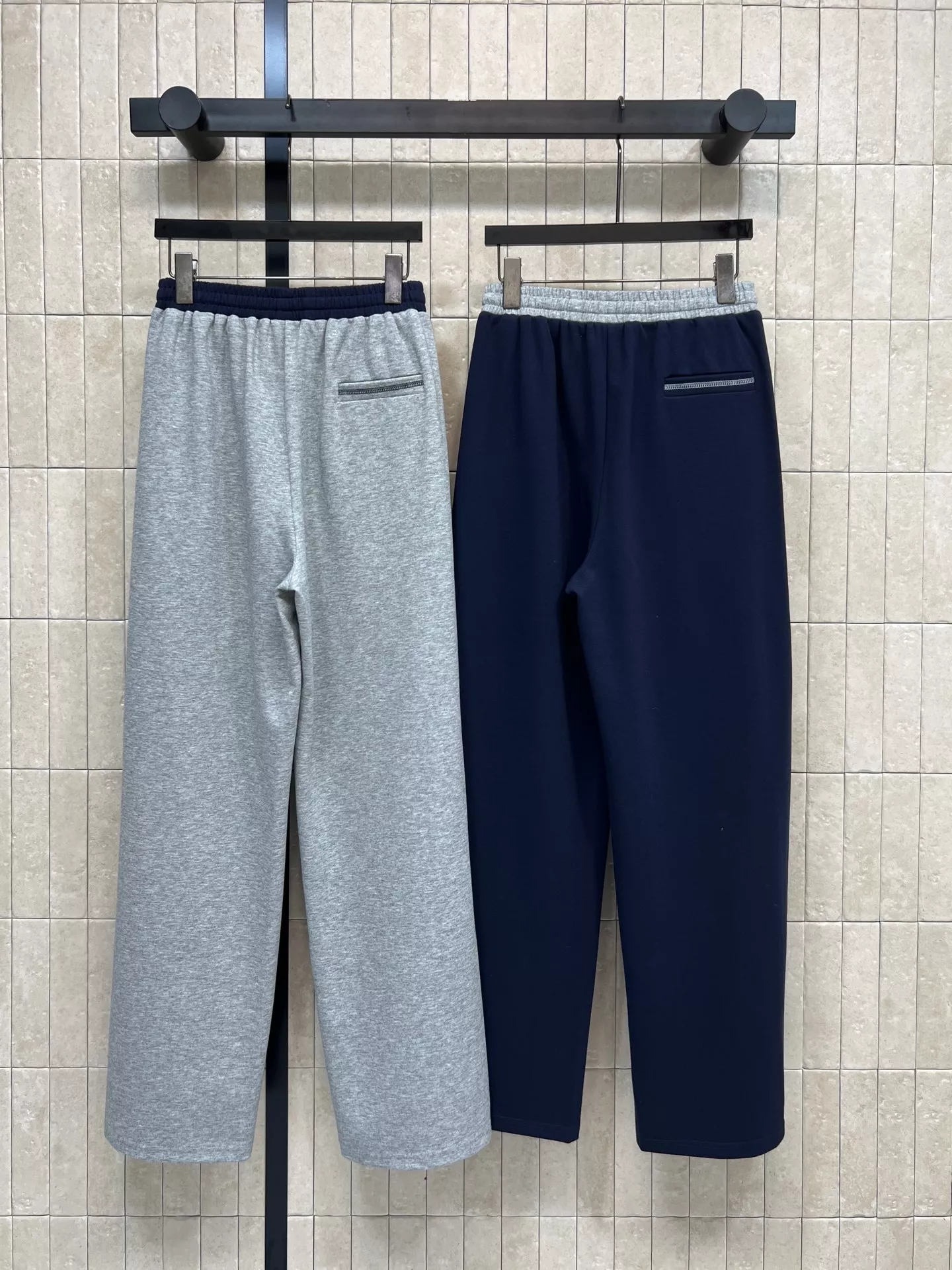 버버리 한계 배색 와이드 트레이닝 팬츠 상세 이미지 8