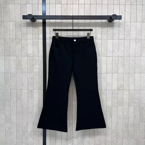 노브랜드 26SS 블랙 하이웨이스트 마이크로 부츠컷 슬랙스