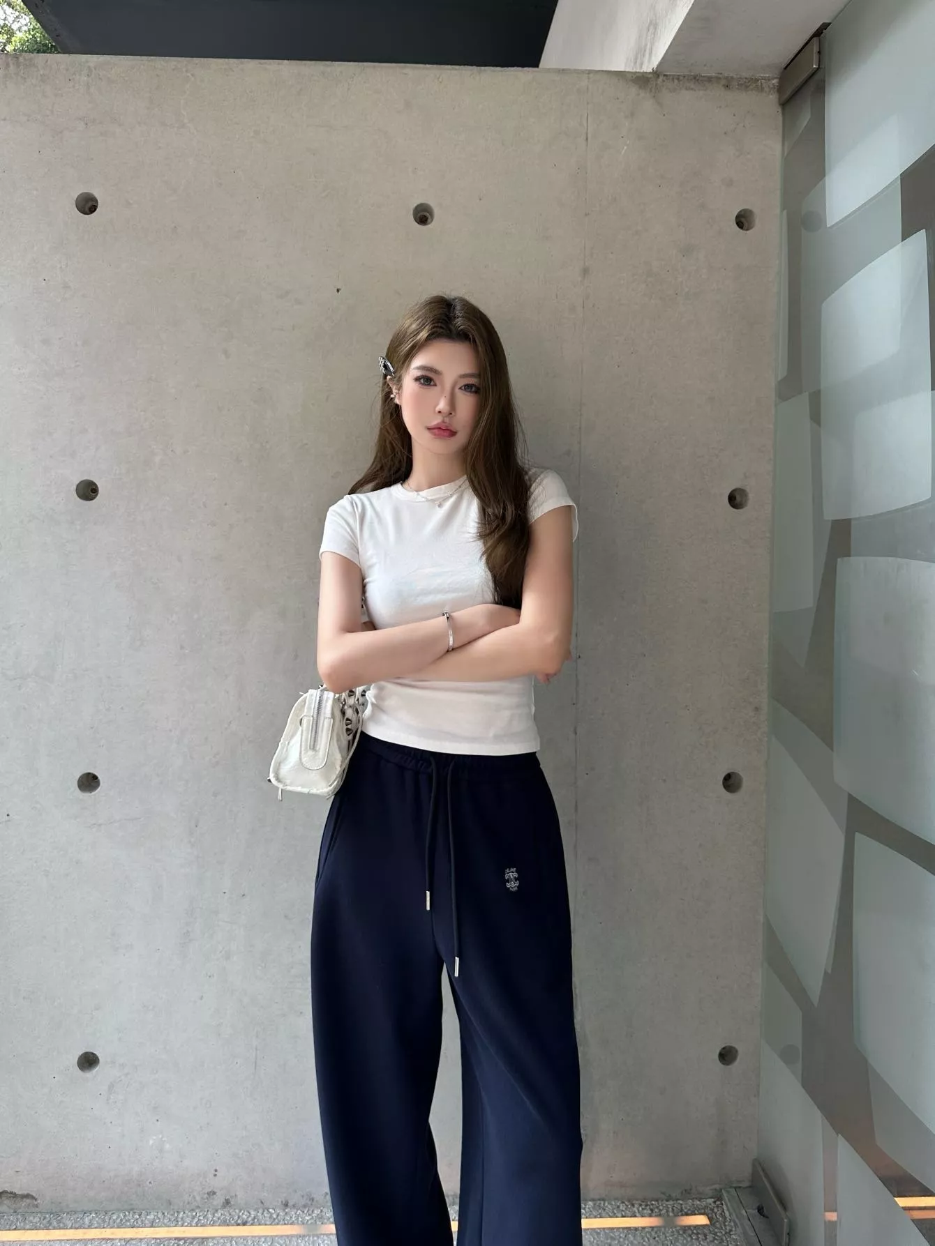 셀린느 26SS 드레이프 와이드 스트레이트 밴딩 팬츠 상세 이미지 22