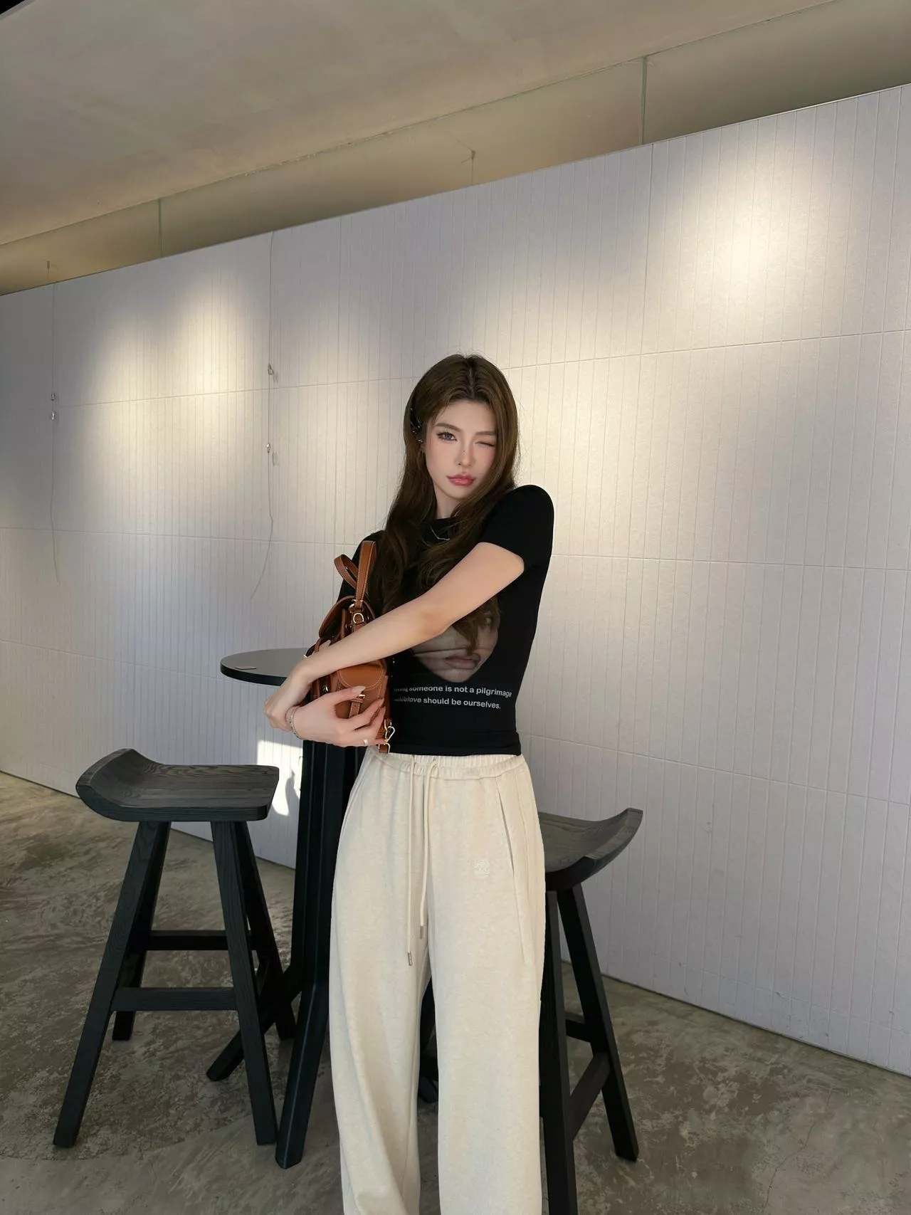 셀린느 26SS 드레이프 와이드 스트레이트 밴딩 팬츠 상세 이미지 30