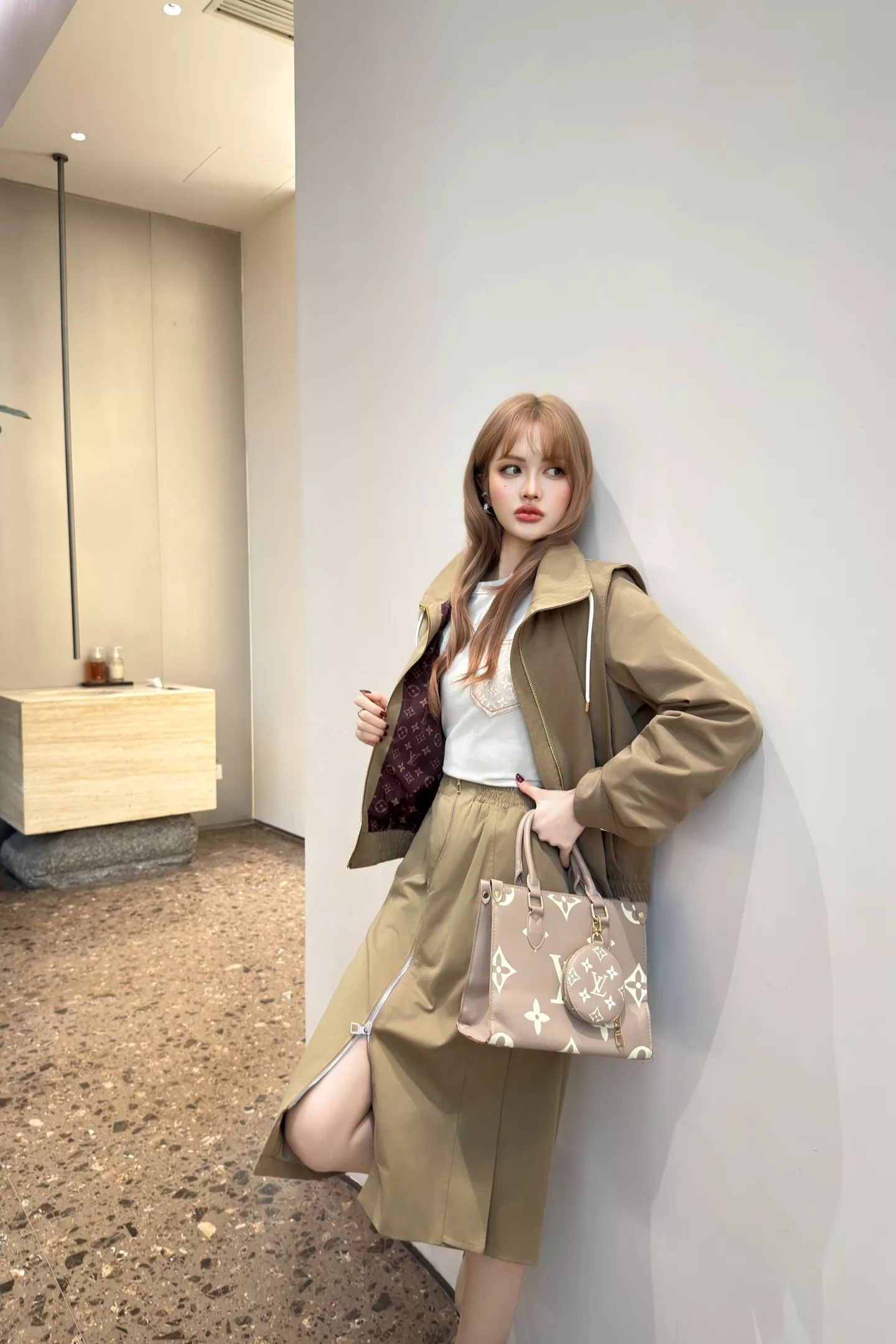 루이비통 26SS 카키 코튼 유틸리티 스커트 상세 이미지 26