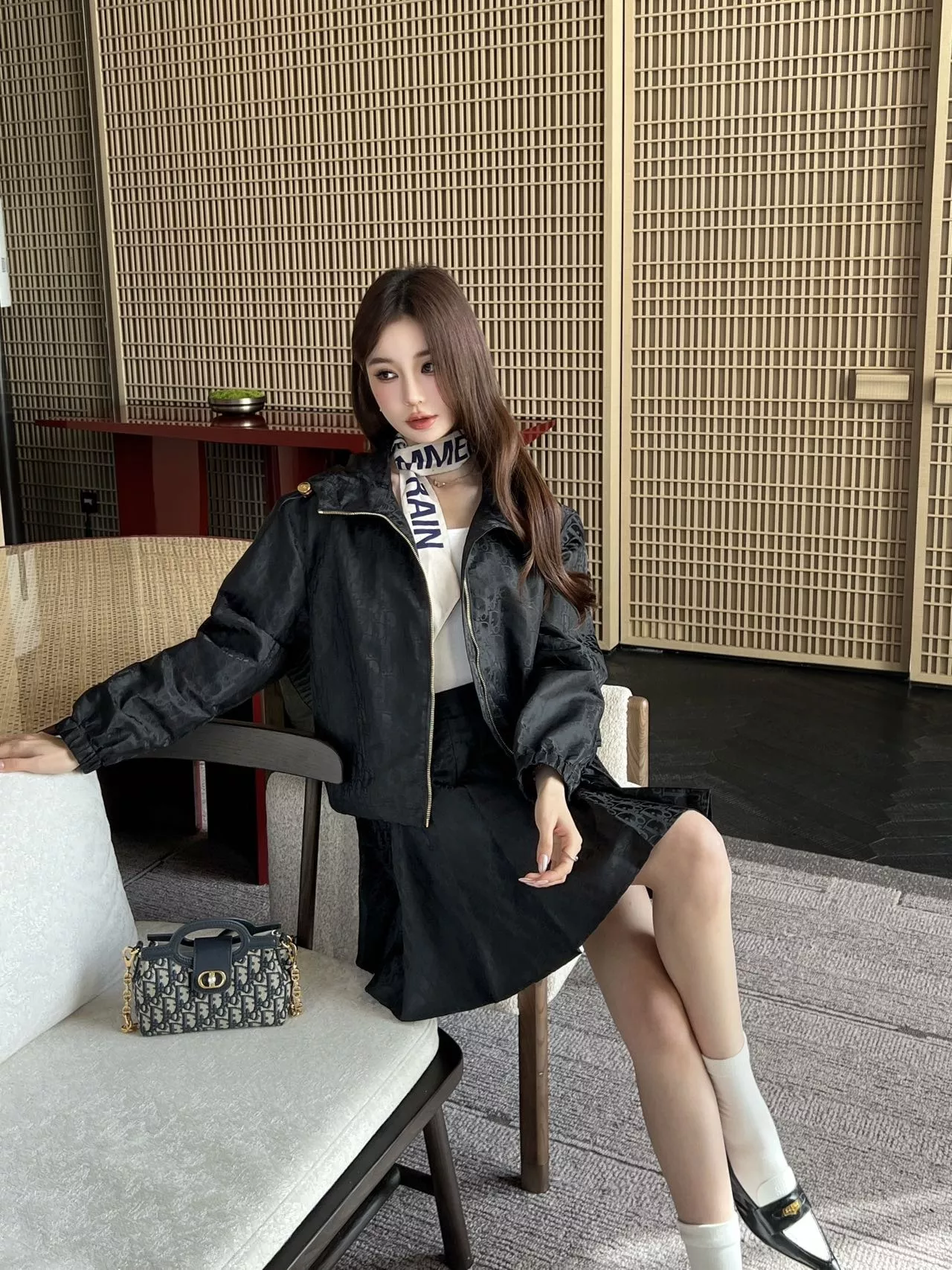 디올 오블리크 자카드 하이웨이스트 플리츠 A라인 스커트 상세 이미지 15
