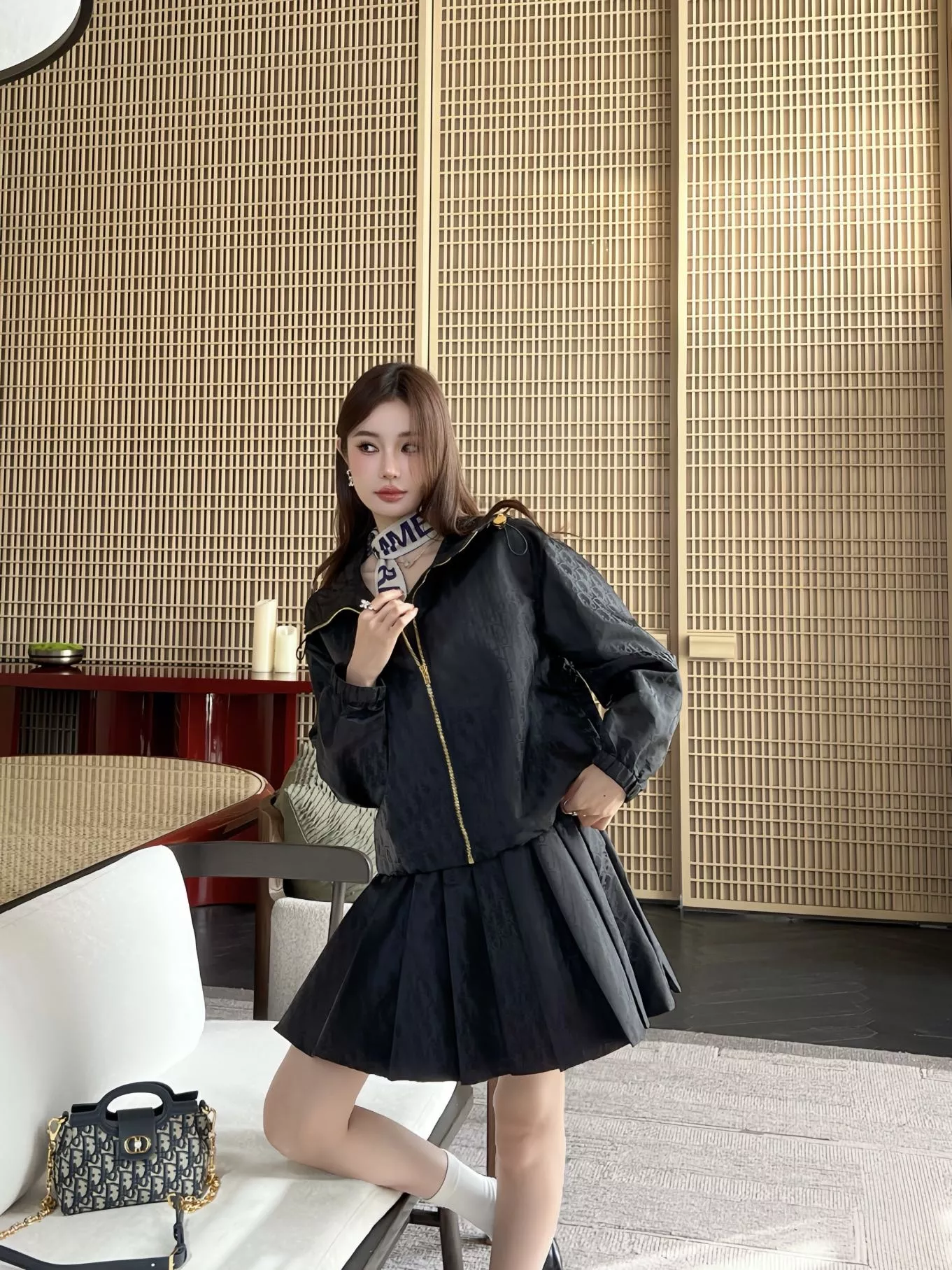 디올 오블리크 자카드 하이웨이스트 플리츠 A라인 스커트 상세 이미지 13