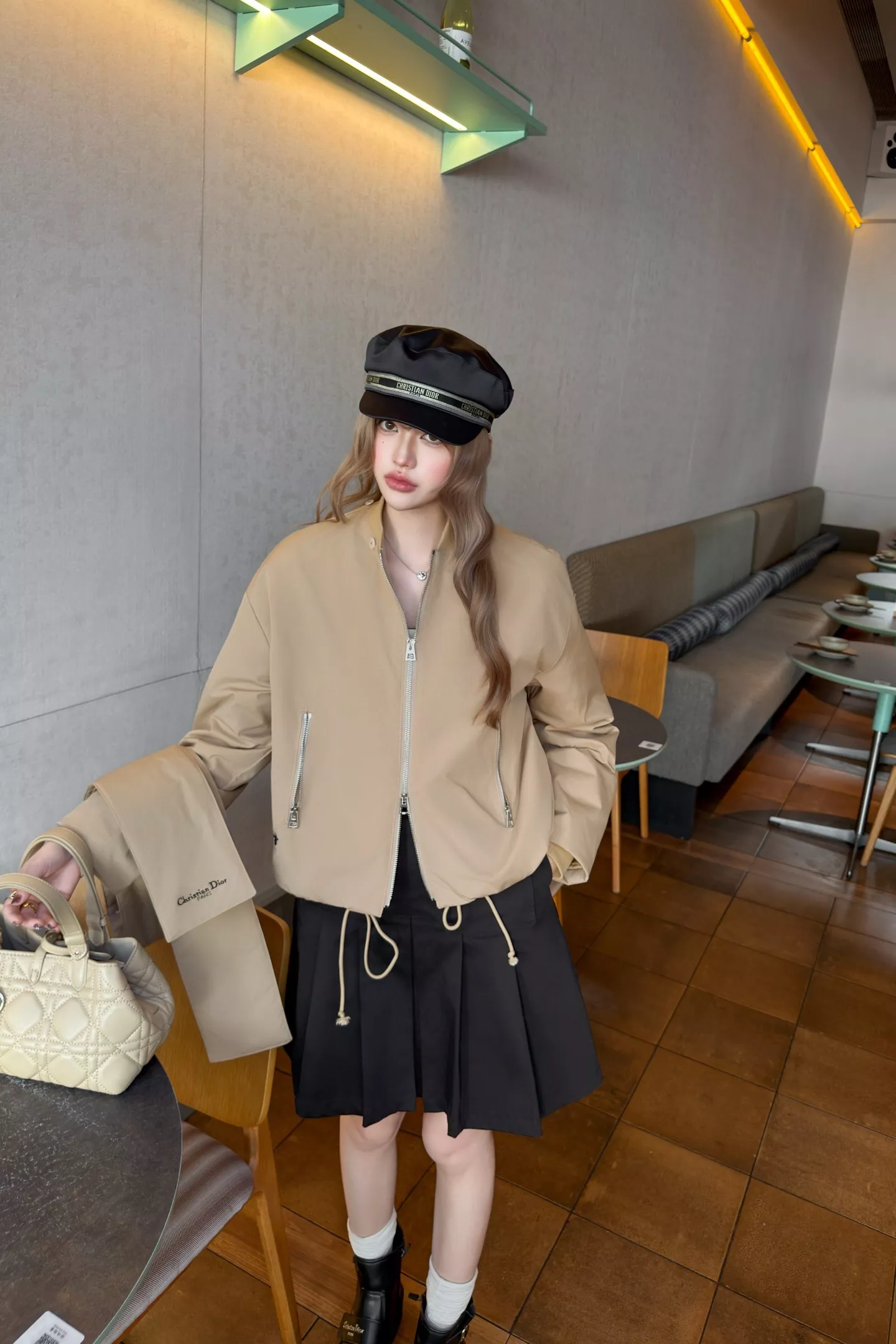디올 25FW 탈부착 머플러 포인트 숏 패딩 점퍼 상세 이미지 43