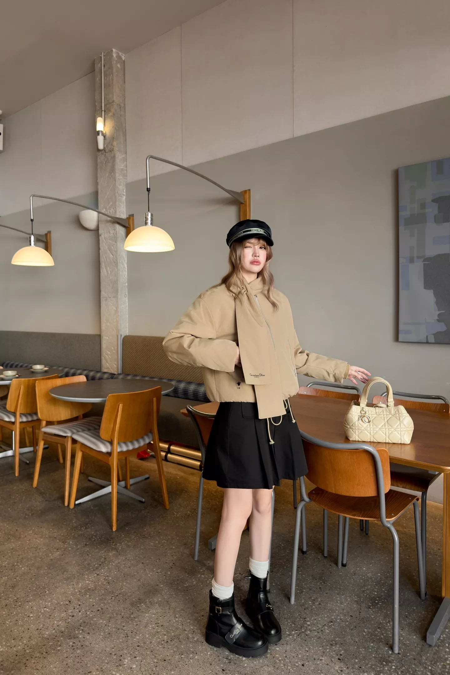 디올 25FW 탈부착 머플러 포인트 숏 패딩 점퍼 상세 이미지 35