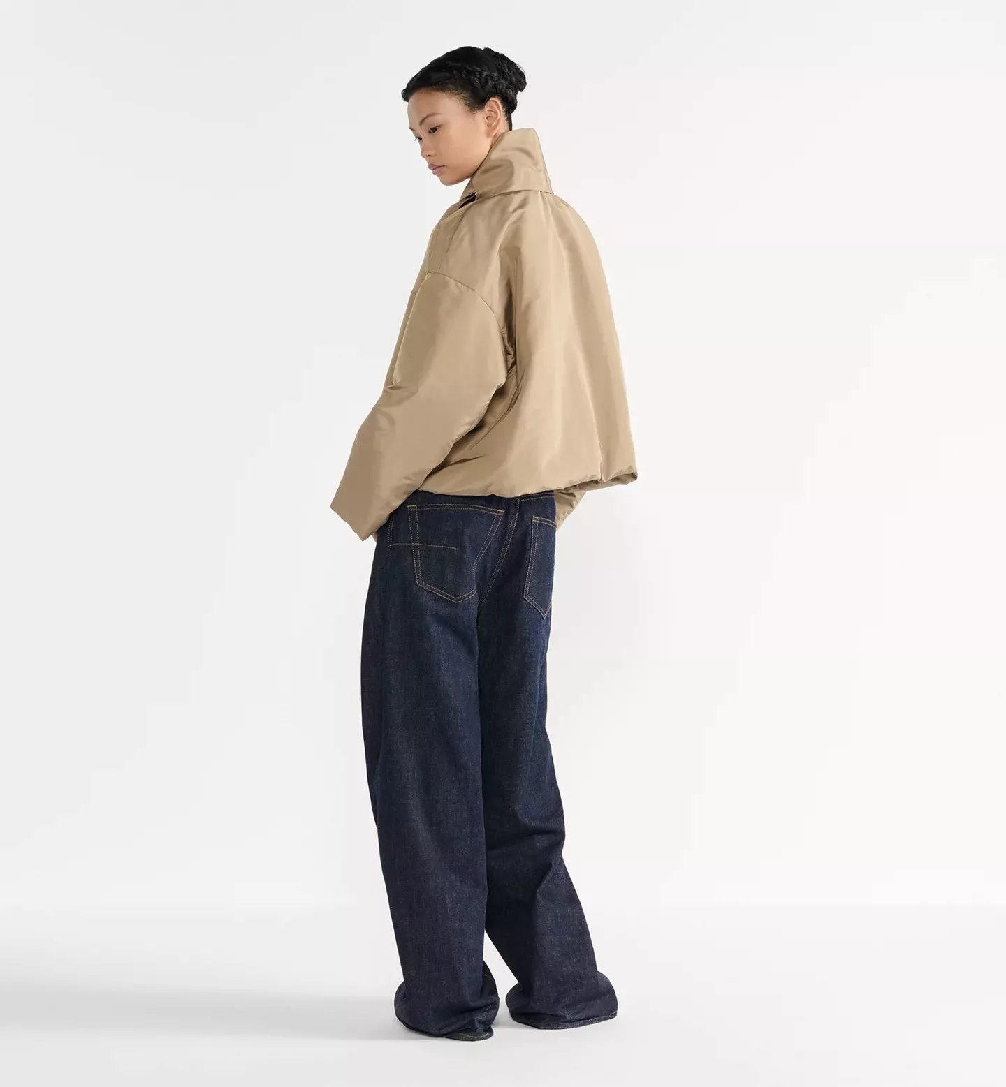 디올 25FW 탈부착 머플러 포인트 숏 패딩 점퍼 상세 이미지 15