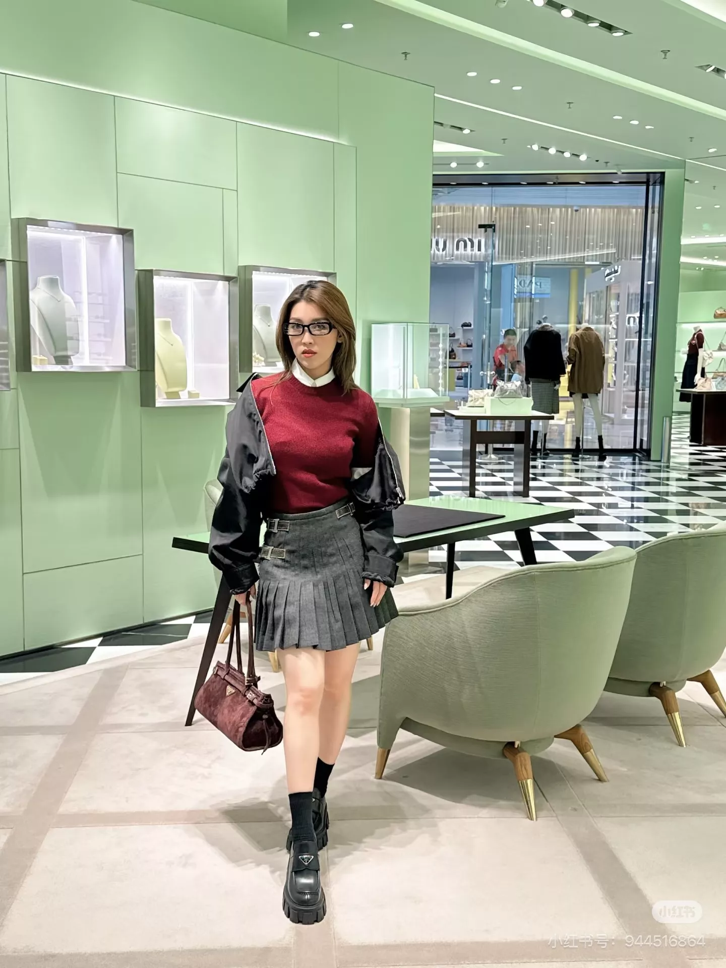 프라다 그레이 공장풍 플리츠 미니 스커트 상세 이미지 19