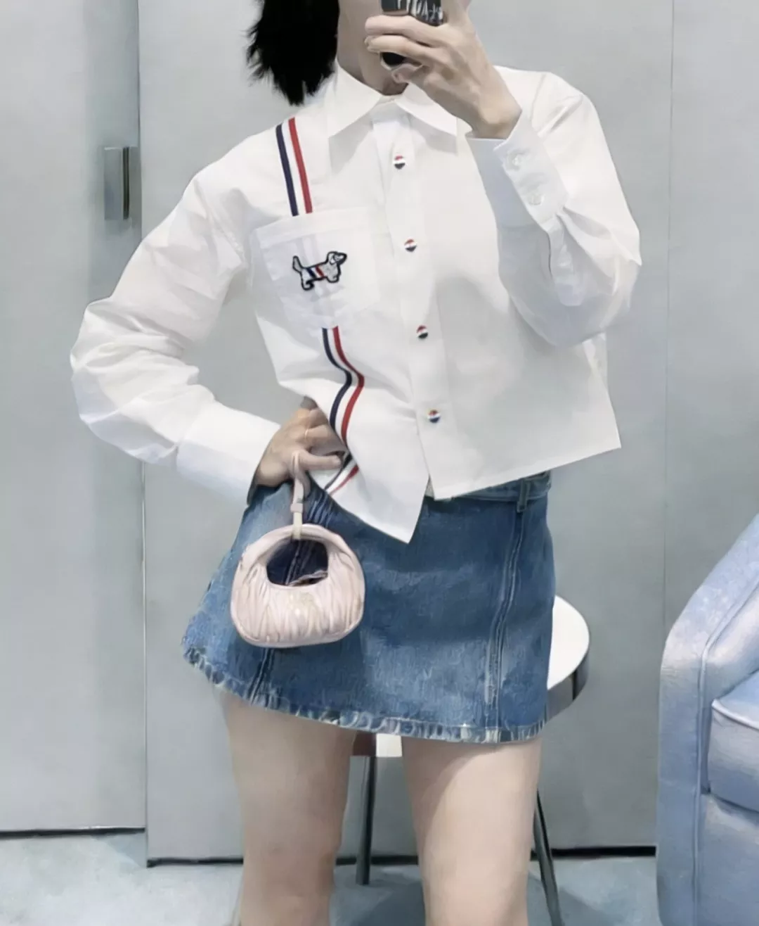 톰브라운 자수 포켓 스트라이프 슬림핏 셔츠 상세 이미지 11