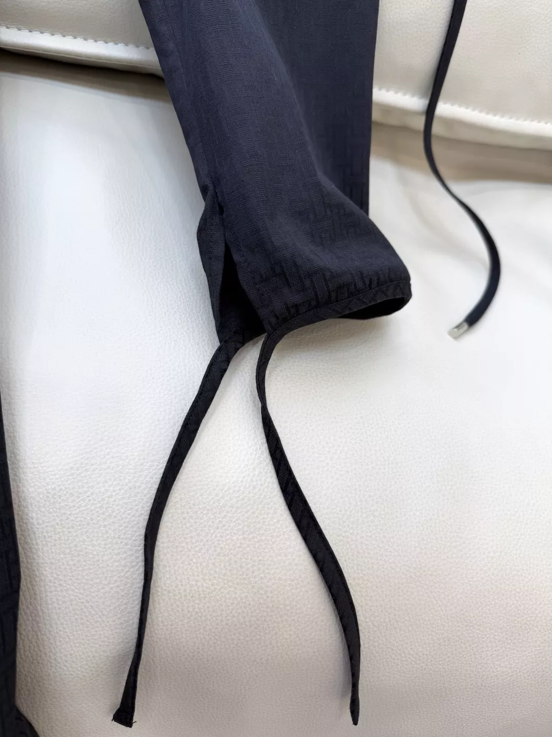 에르메스 H자카드가드암문장식긴소매원피스 상세 이미지 8