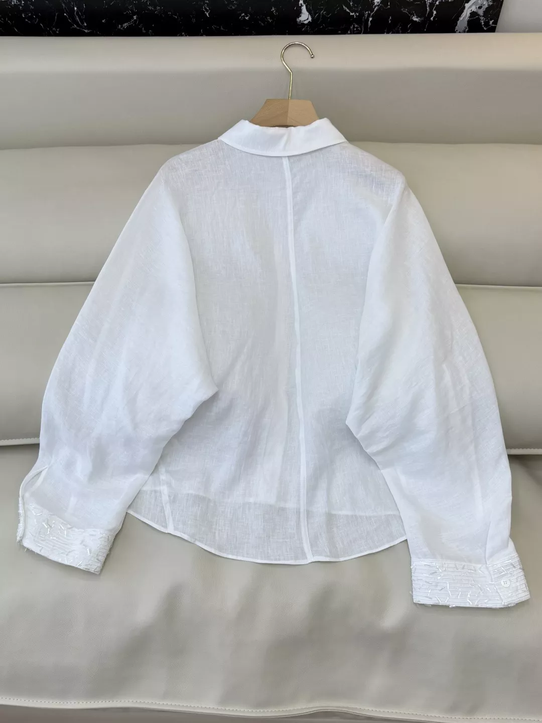 버버리 리넨 핸드메이드 비즈 장식 루즈핏 셔츠 상세 이미지 2