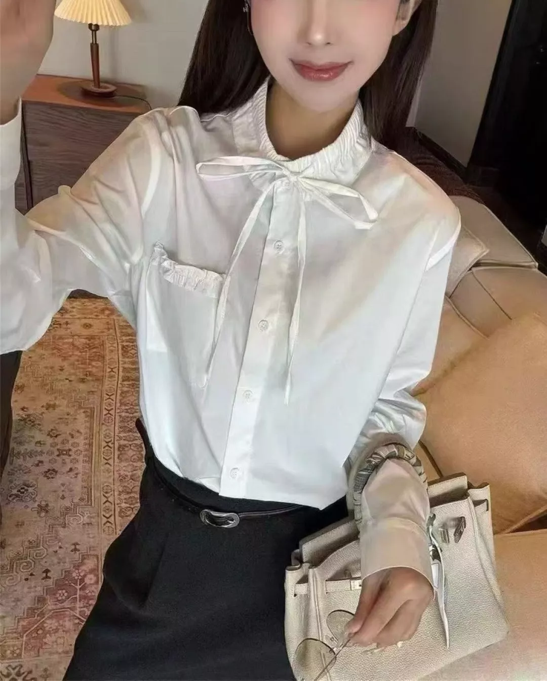 미우미우 리본 타이 코튼 긴소매 셔츠 상세 이미지 10