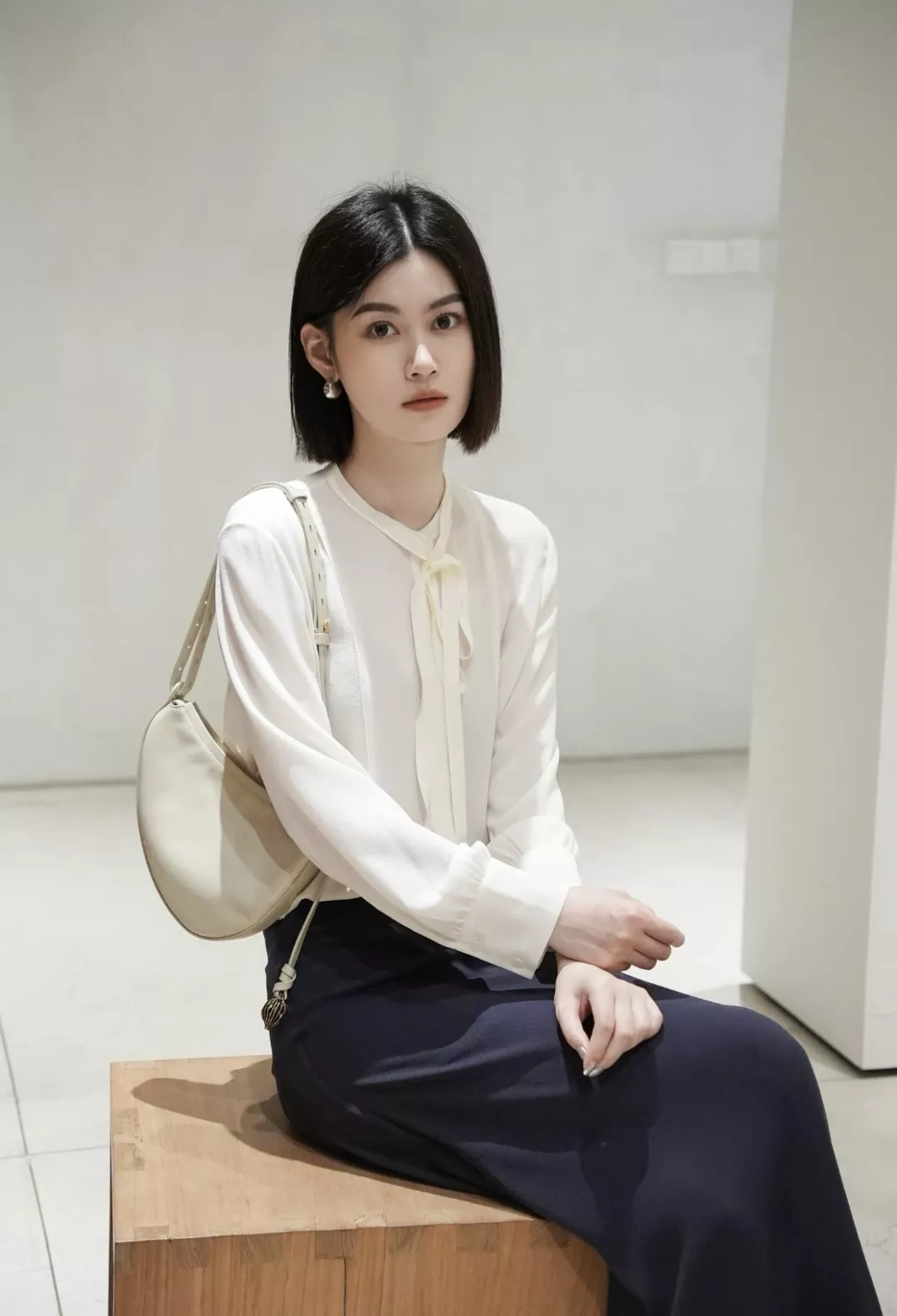 아이시클 실크 크레이프 긴소매 셔츠 상세 이미지 14