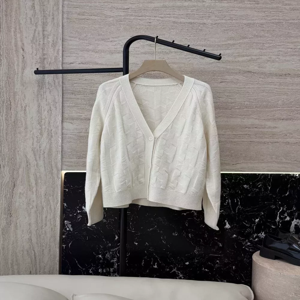 에르메스 울 니트 버튼 가디건