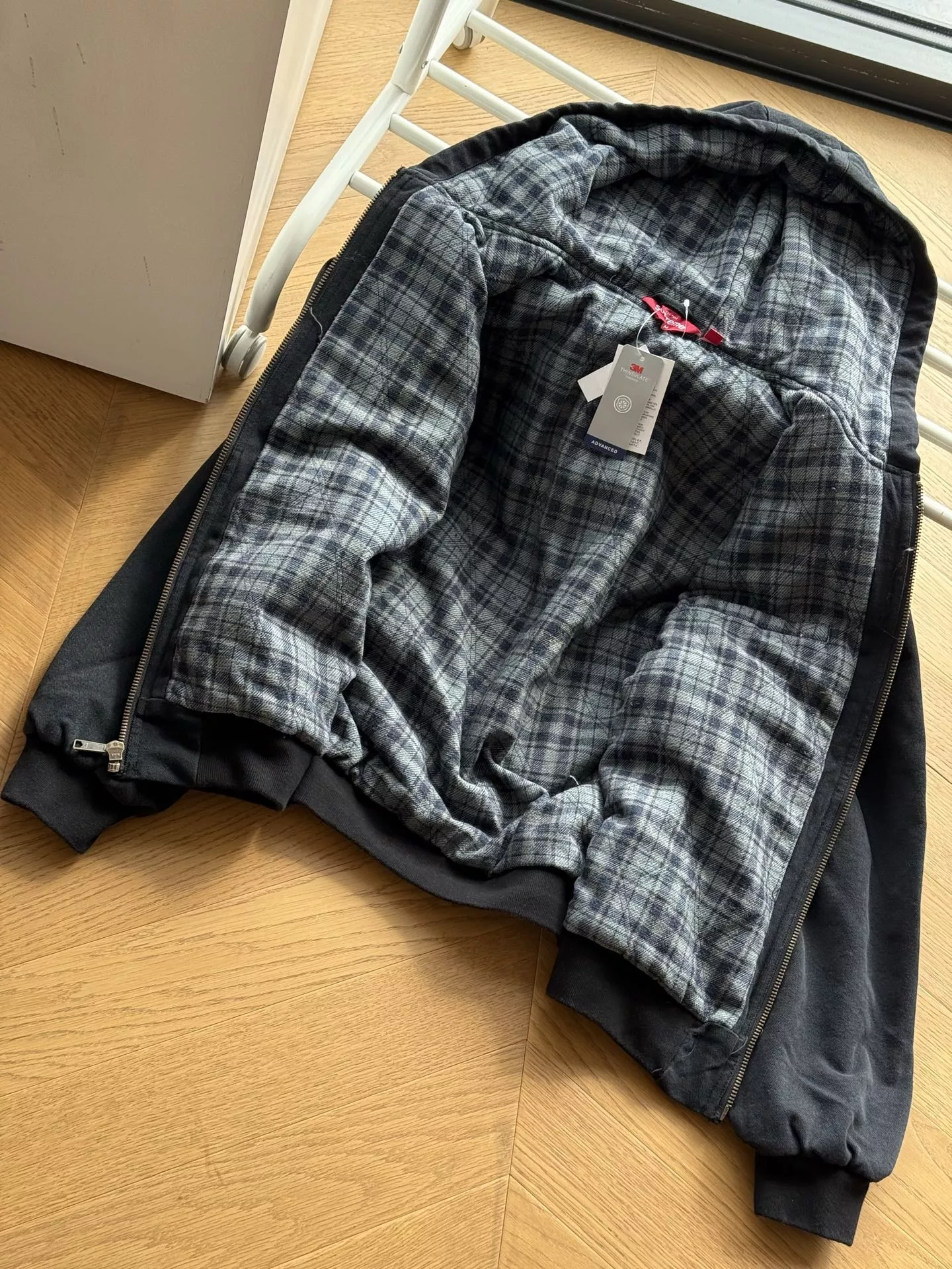 슈프림 FW25 리플렉티브 아치 로고 후드 워크 재킷 상세 이미지 8