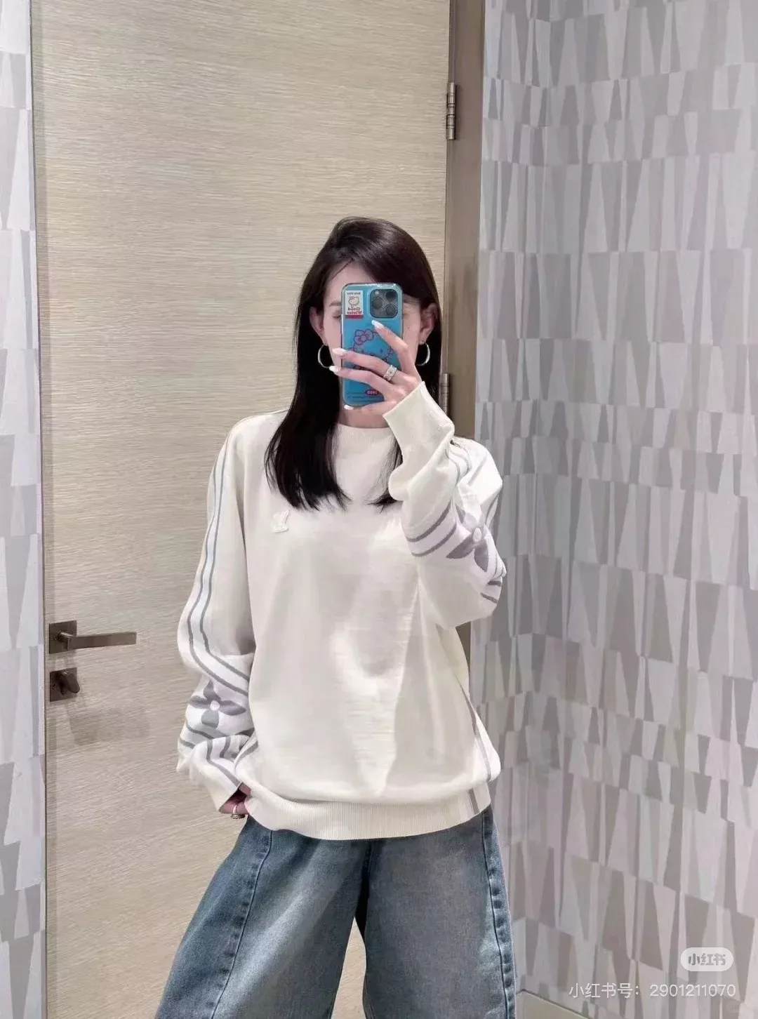 루이비통 26SS 스키 컬렉션 레터링 소매 플라워 자카드 니트 상세 이미지 14