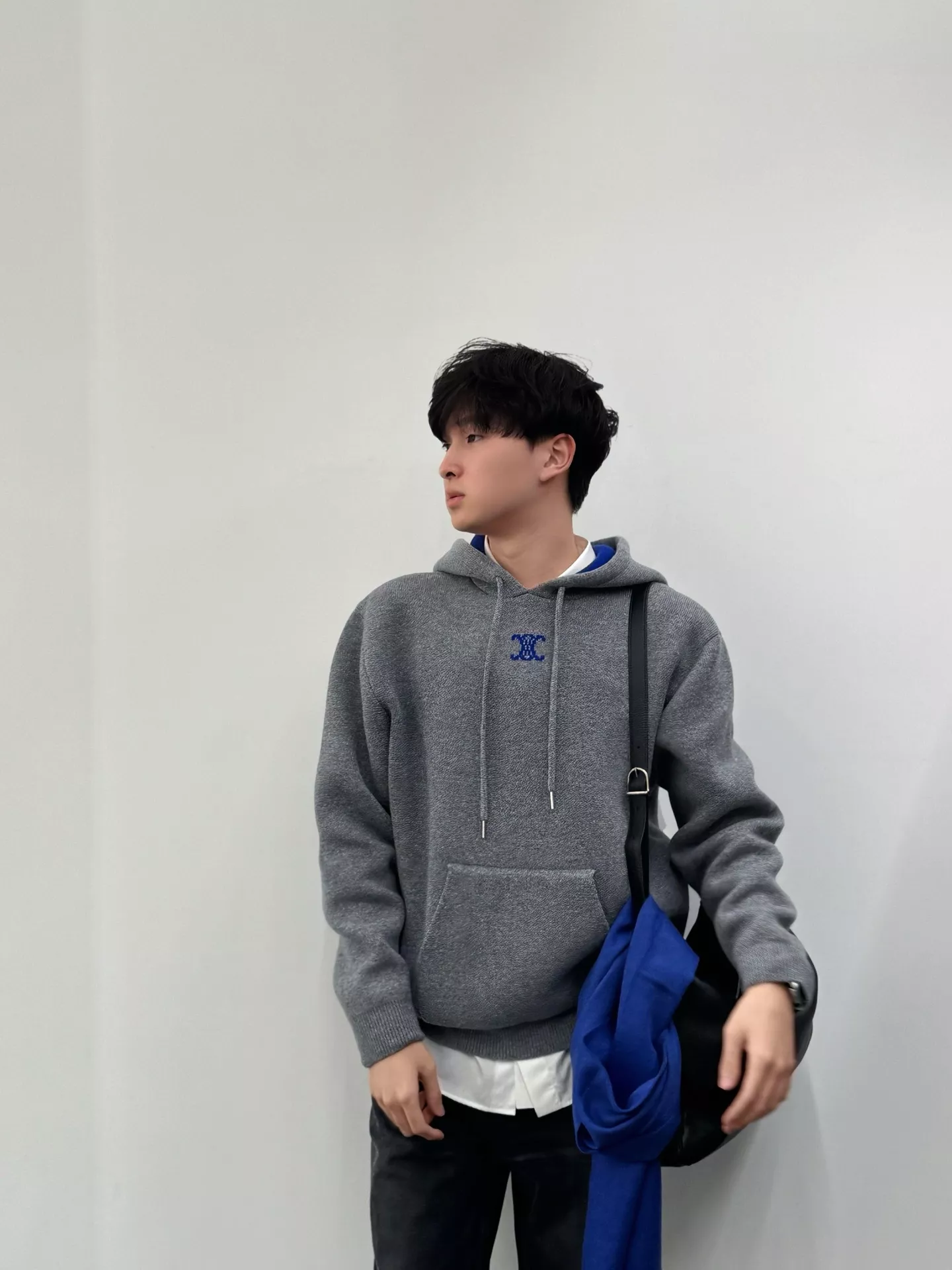 셀린느 로고 자수 풀오버 후드 상세 이미지 14