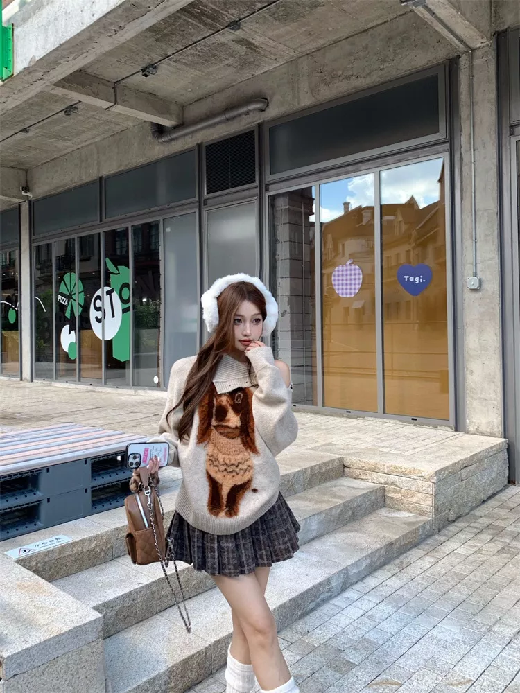 노브랜드 카툰 퍼피 입체 패치 사선 버튼 니트 상세 이미지 33