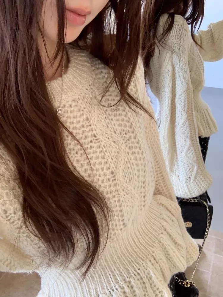 노브랜드 레이스 펀칭 허리밴딩 벌룬소매 프릴 니트 상세 이미지 42