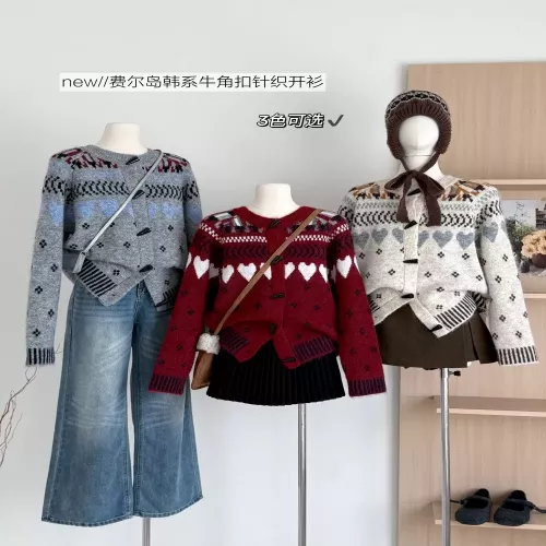 노브랜드 페어아일 패턴 우드 토글 버튼 니트 가디건