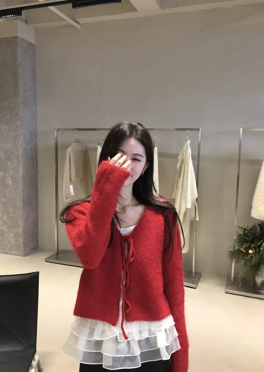 노브랜드 레드 니트 가디건 프릴 나시 2종 세트 상세 이미지 47