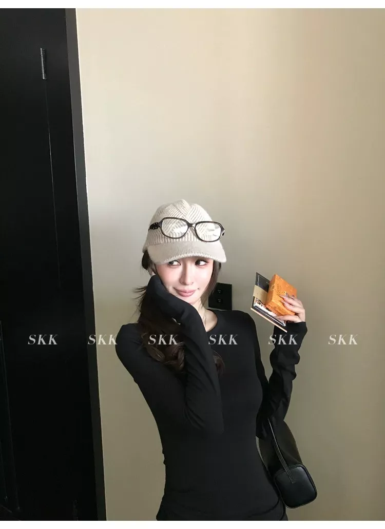 노브랜드 여성 슬림핏 기모 이너 티셔츠 상세 이미지 103