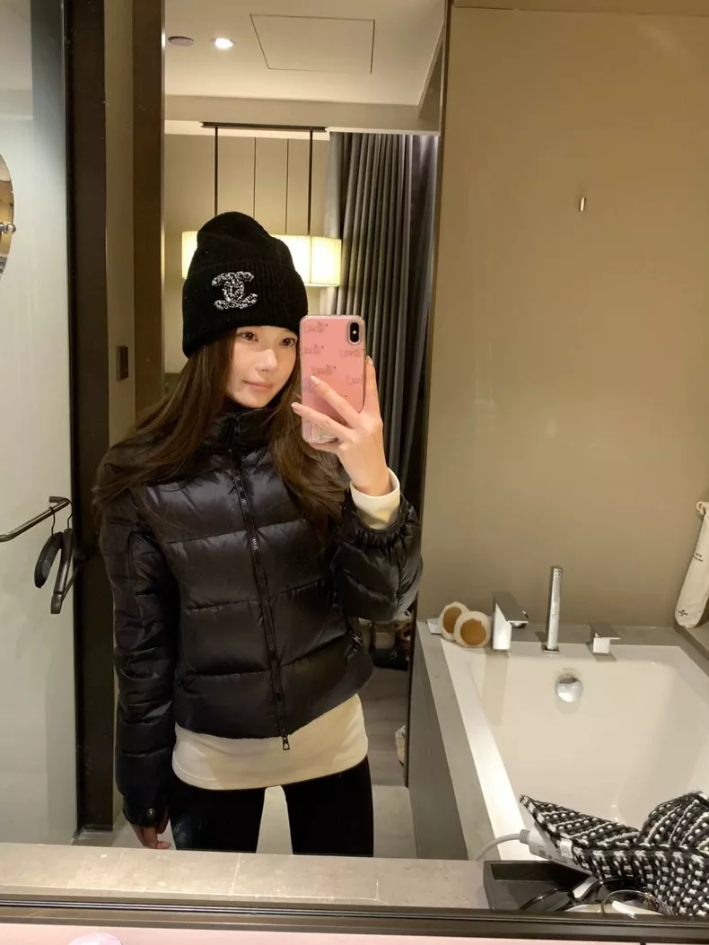노브랜드 여성 슬림핏 기모 이너 티셔츠 상세 이미지 55