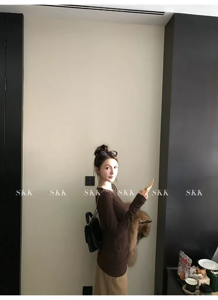 노브랜드 여성 슬림핏 기모 이너 티셔츠 상세 이미지 84
