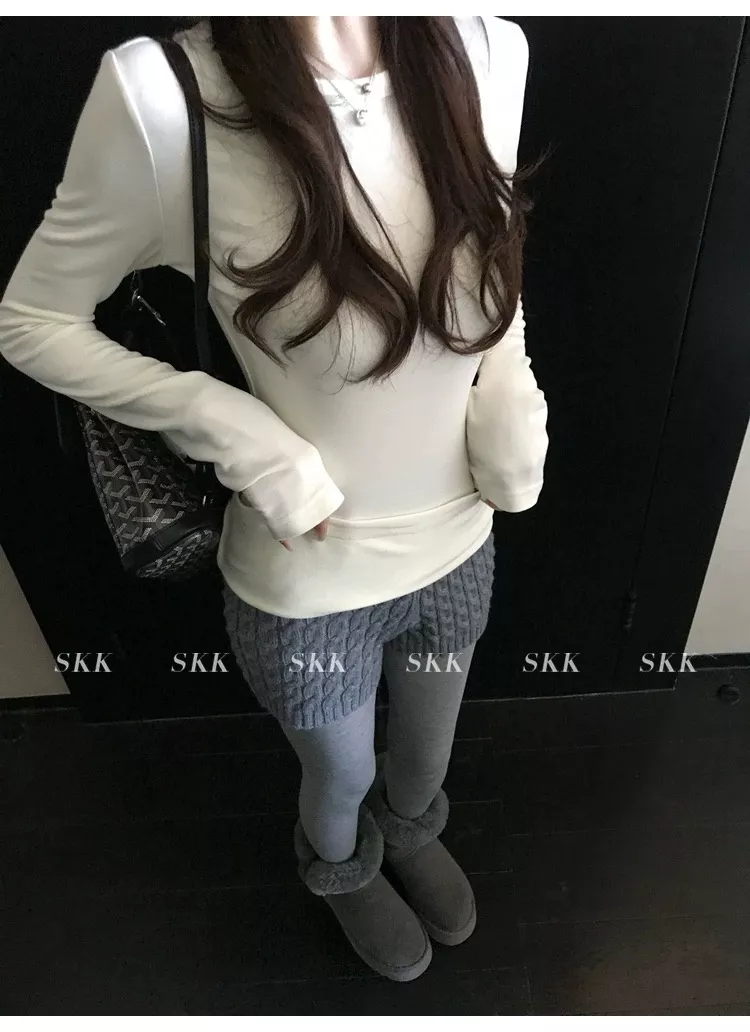 노브랜드 여성 슬림핏 기모 이너 티셔츠 상세 이미지 97