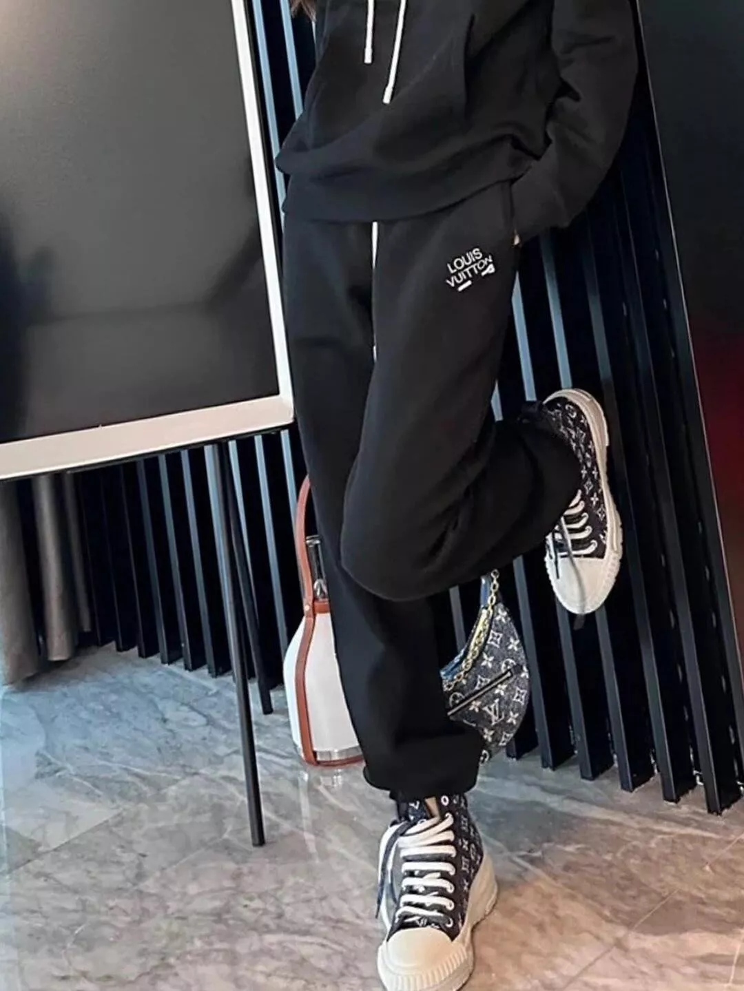 body_319ab04e8bf7b404.webp