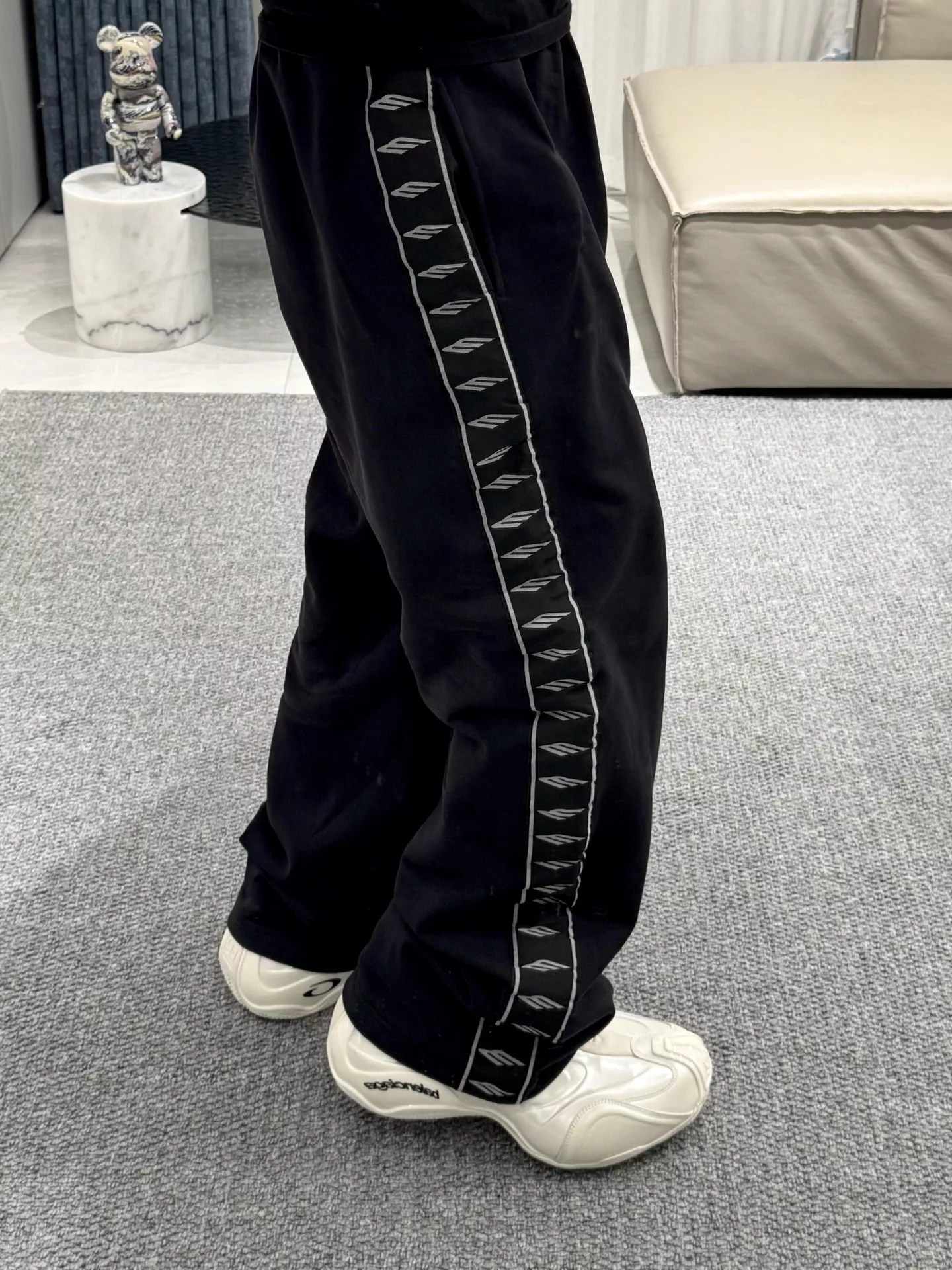 body_2d8786715910176f.webp
