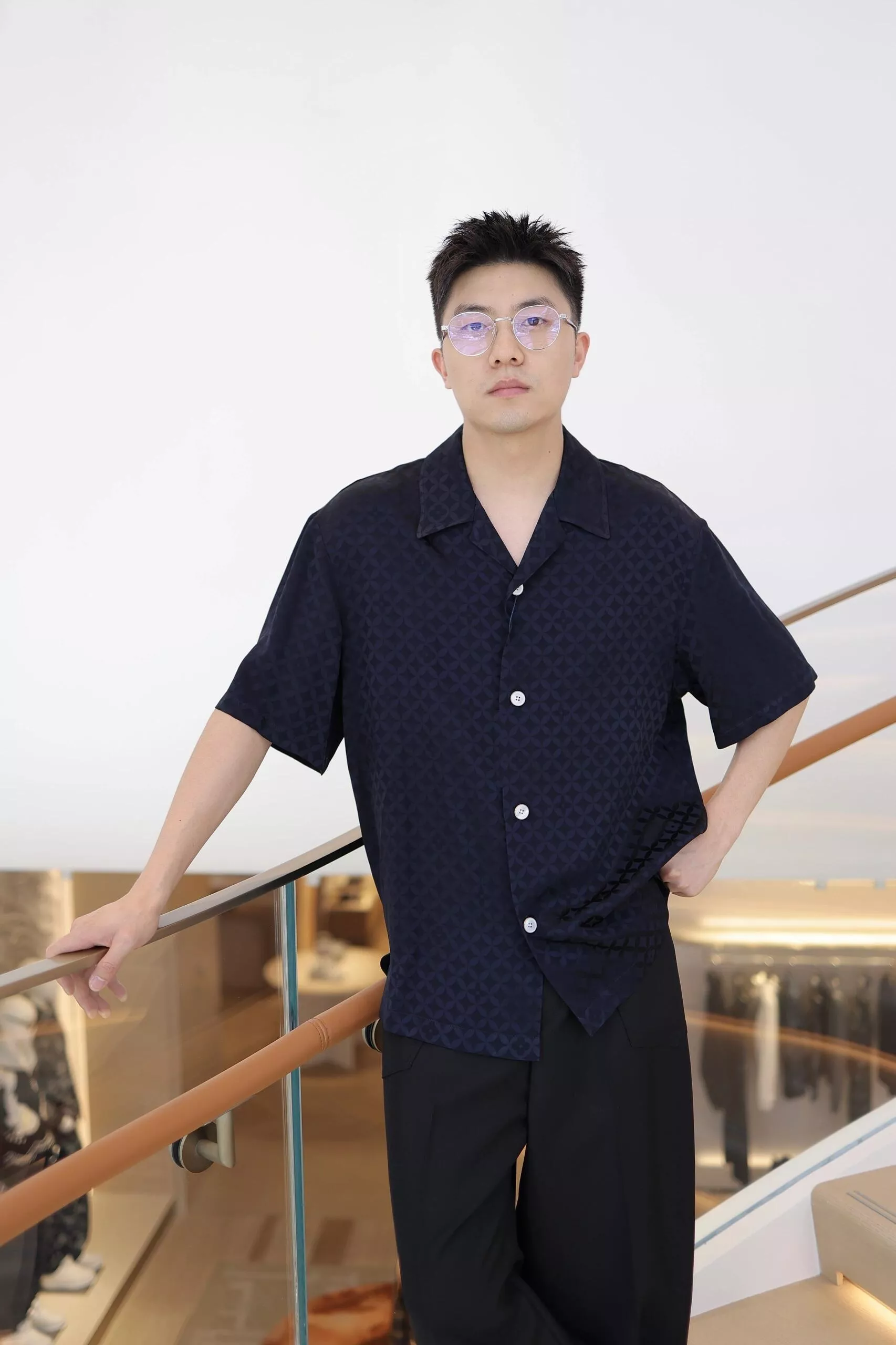 루이비통 자카드 반팔 셔츠 및 반바지 세트 상세 이미지 23