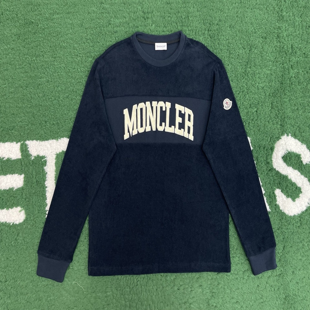 몽클레어 레터링 로고 라운드넥 루즈핏 긴팔 스웨트셔츠