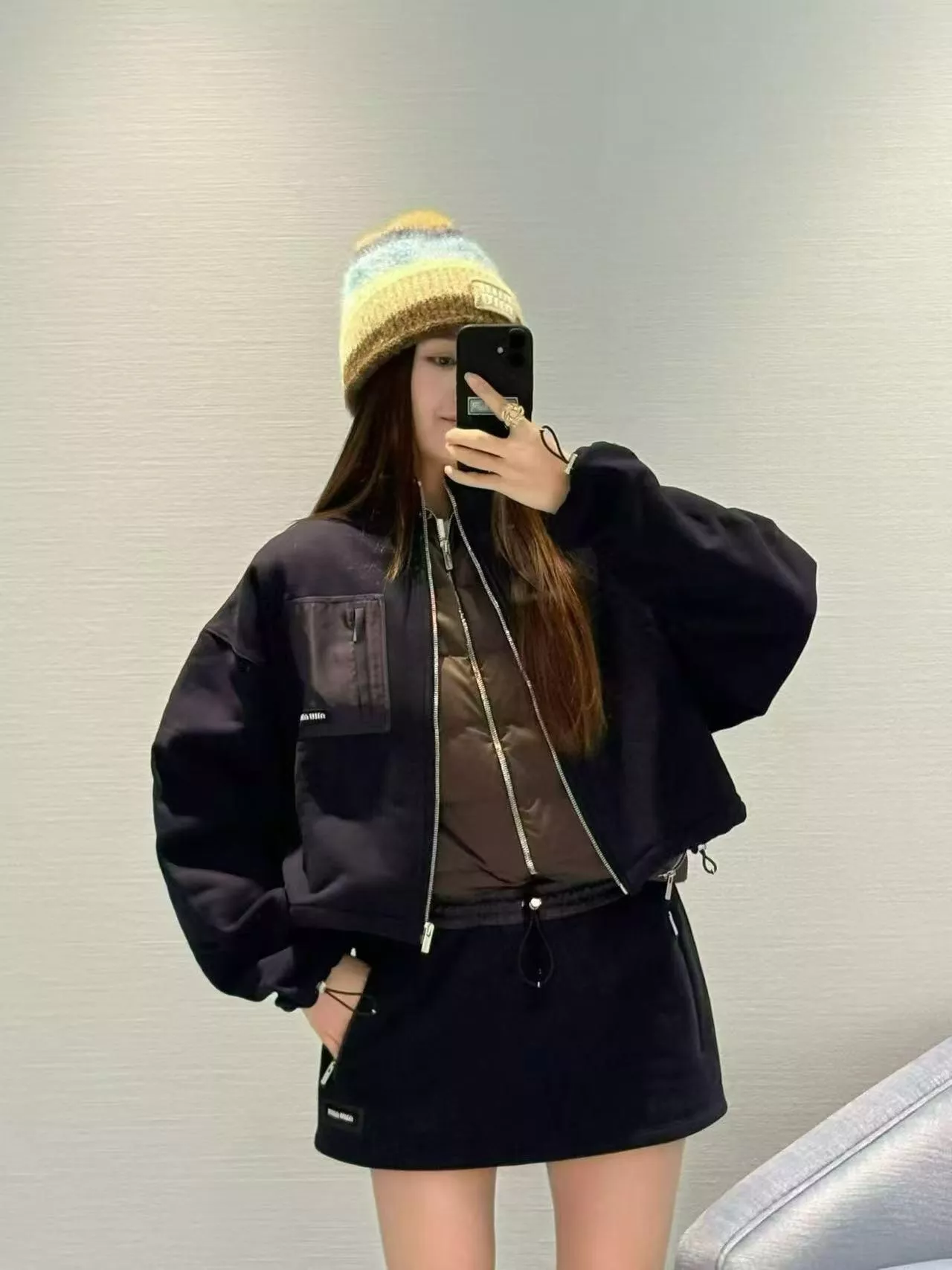 미우미우 포켓 디테일 코튼 집업 재킷 상세 이미지 22