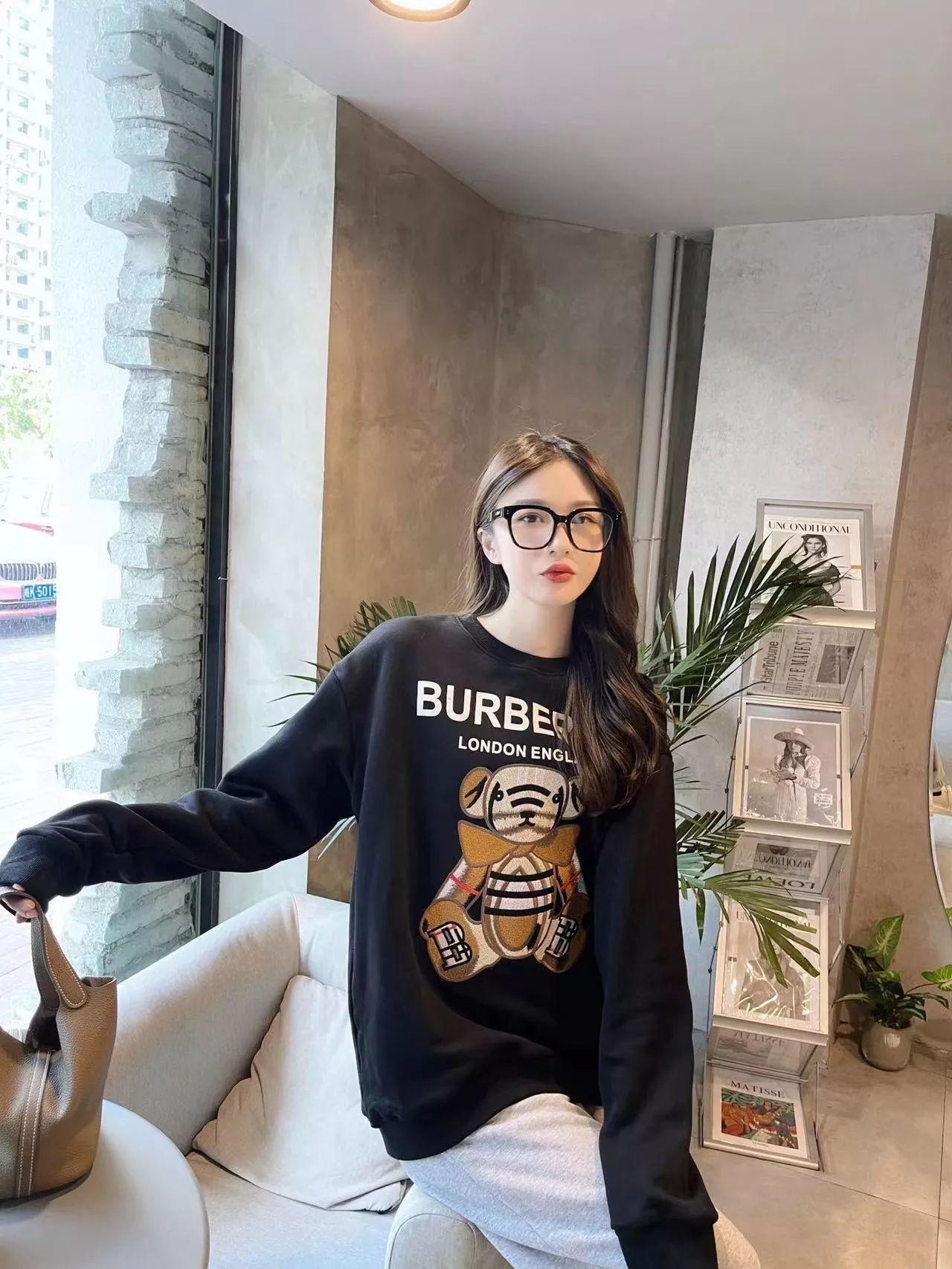 버버리 테디베어 자수 라운드넥 스웨트셔츠 상세 이미지 18