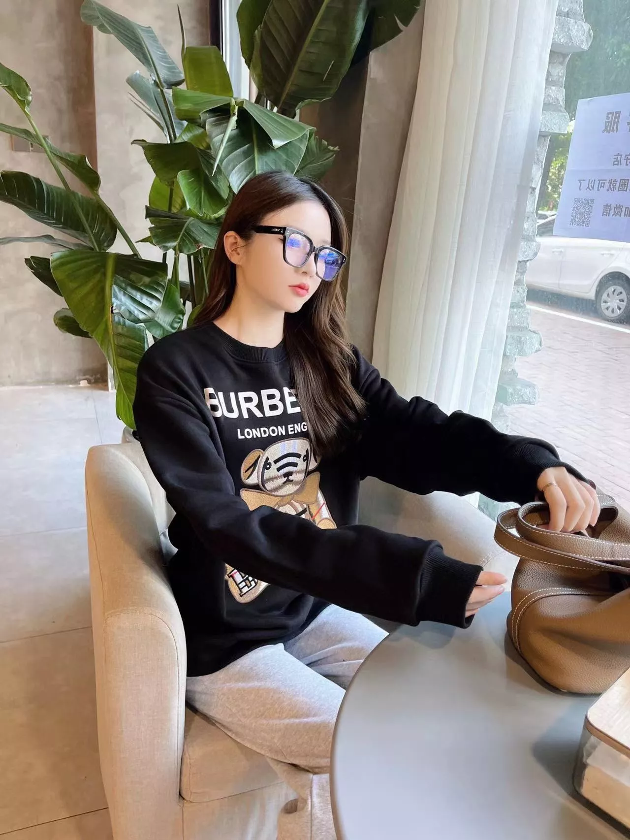 버버리 테디베어 자수 라운드넥 스웨트셔츠 상세 이미지 19