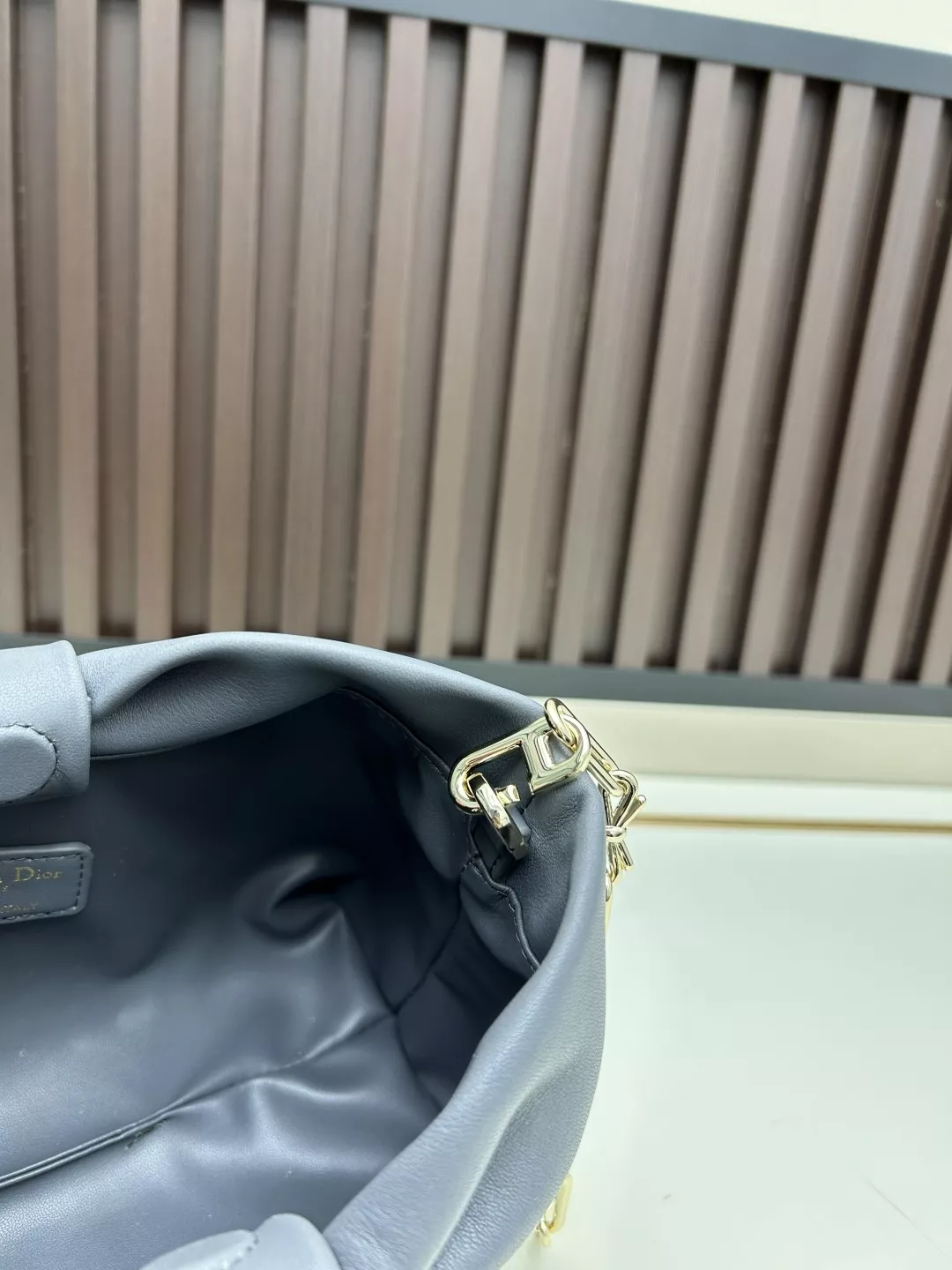 디올 램스킨 체인 숄더백 리본 체인 디테일 상세 이미지 7
