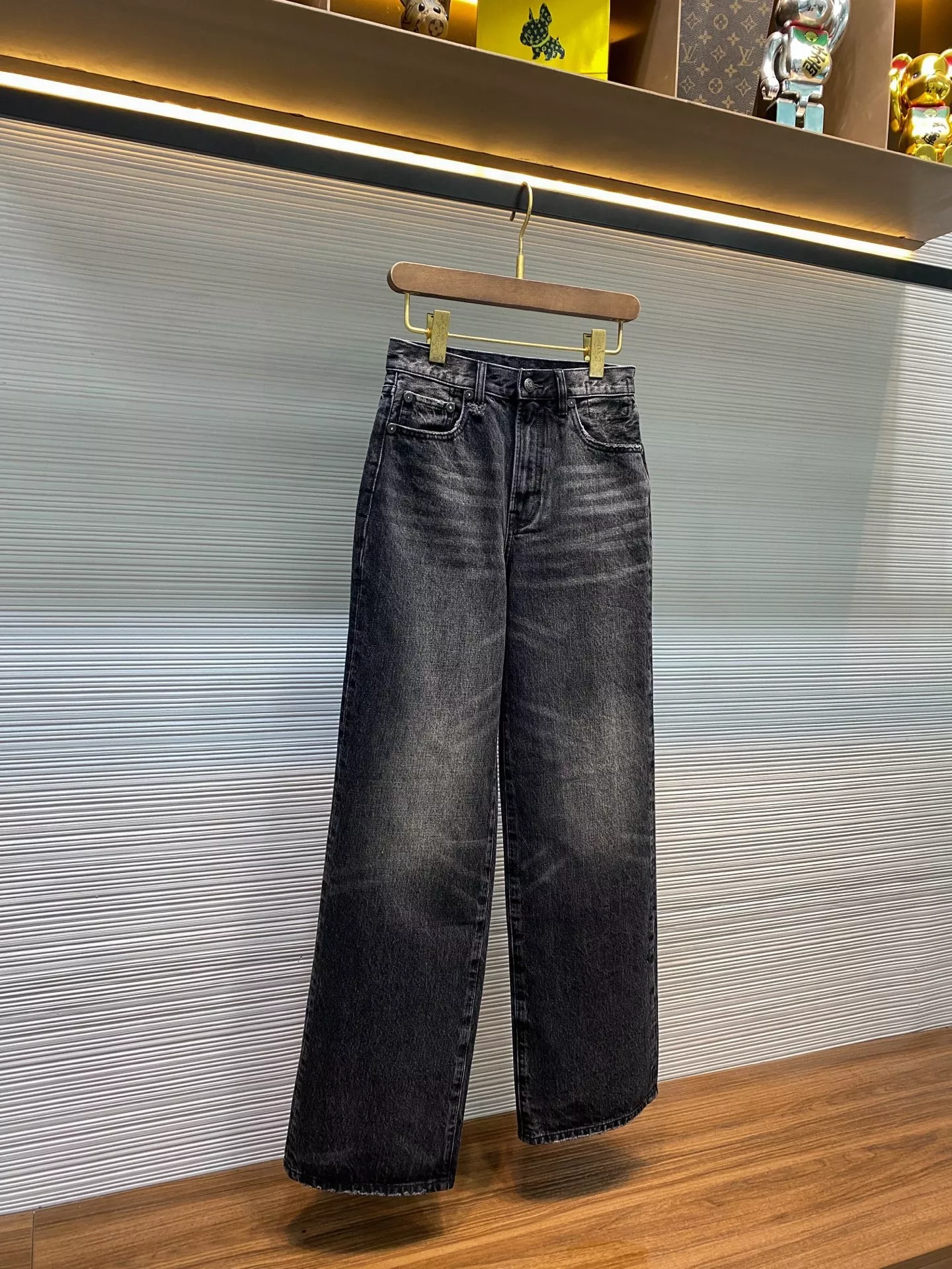 R13 블랙 워싱 하이웨이스트 스트레이트 데님 팬츠 상세 이미지 2