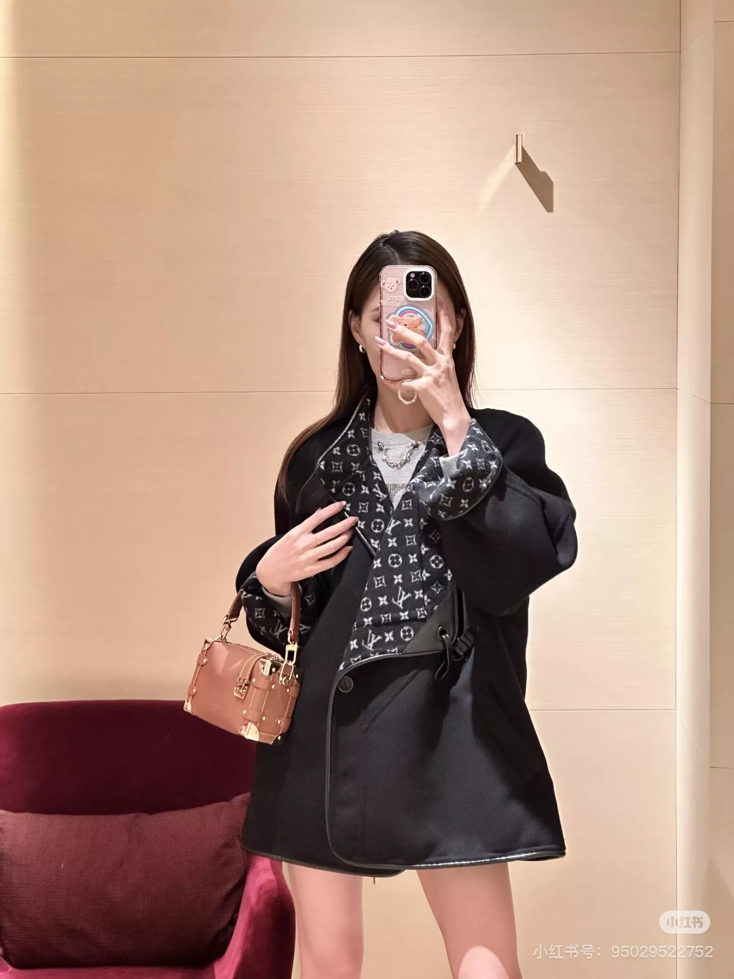 루이비통 모노그램 자카드 리버서블 후크 클로저 코트 상세 이미지 93