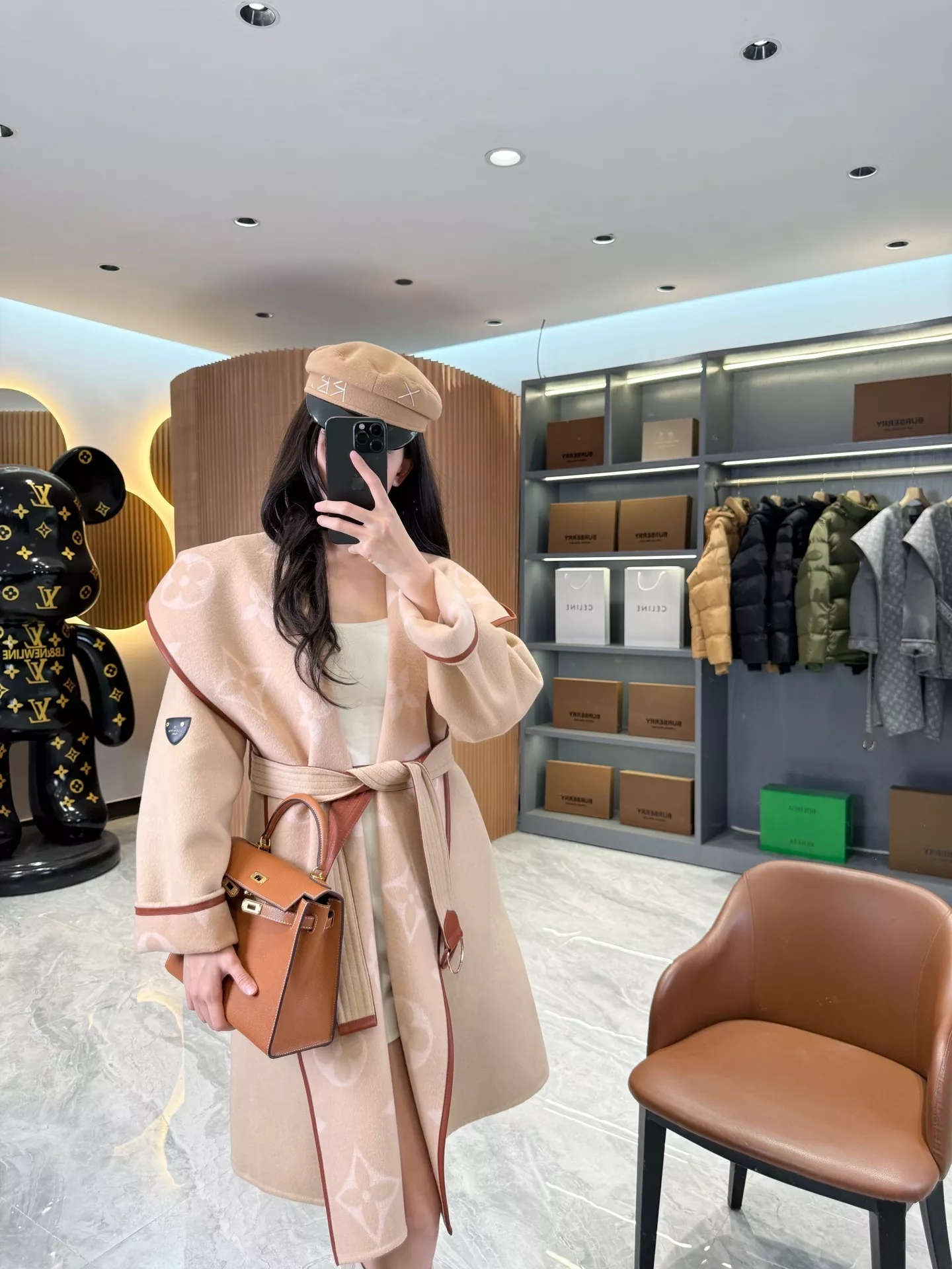 루이비통 모노그램 자카드 후드 벨트 롱 코트 상세 이미지 82