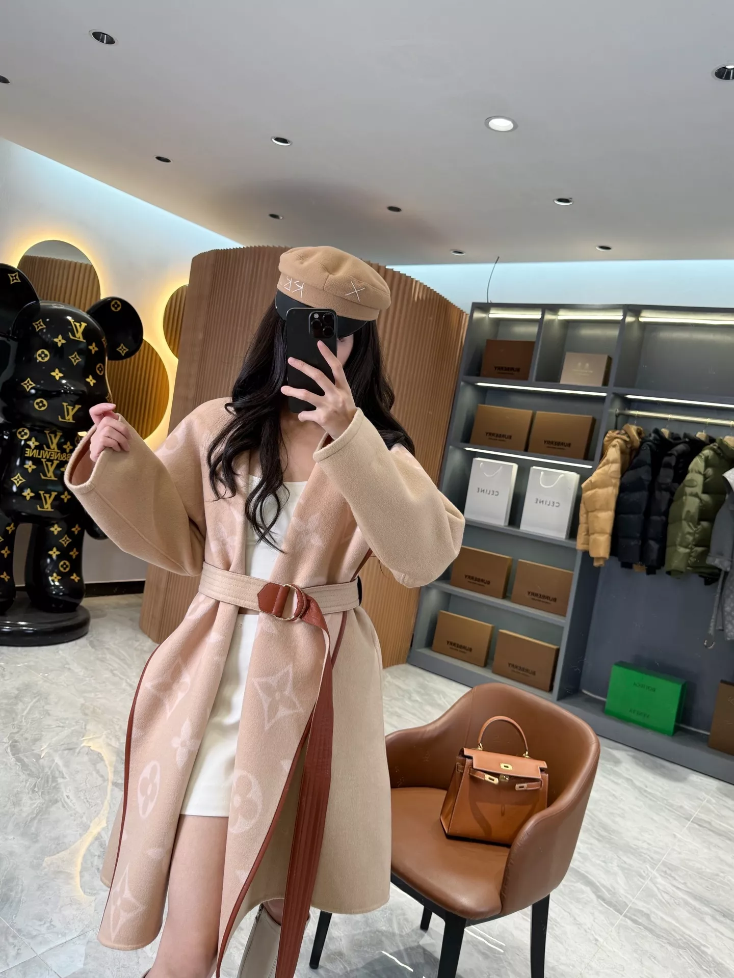 루이비통 모노그램 자카드 후드 벨트 롱 코트 상세 이미지 81
