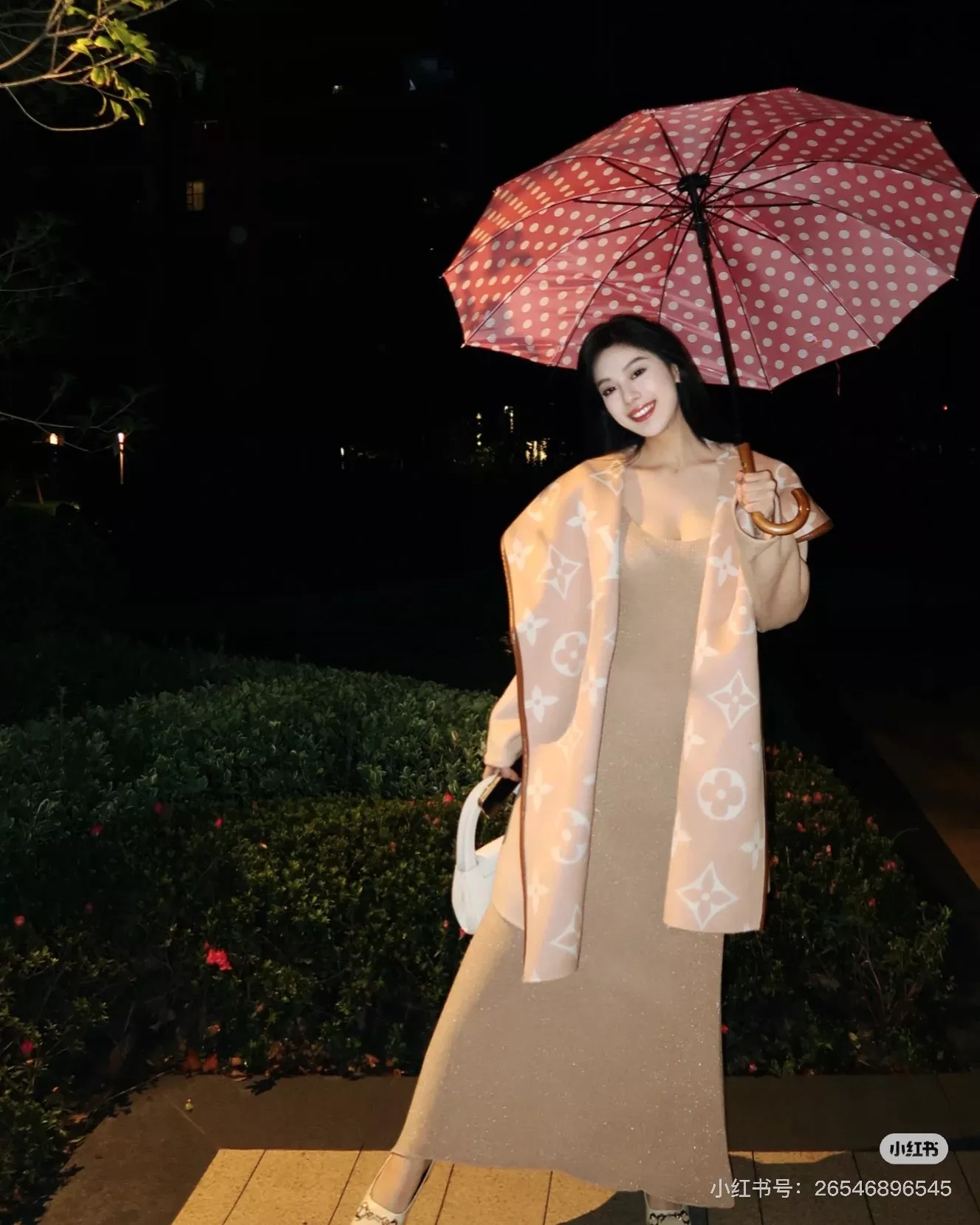 루이비통 모노그램 자카드 후드 벨트 롱 코트 상세 이미지 56