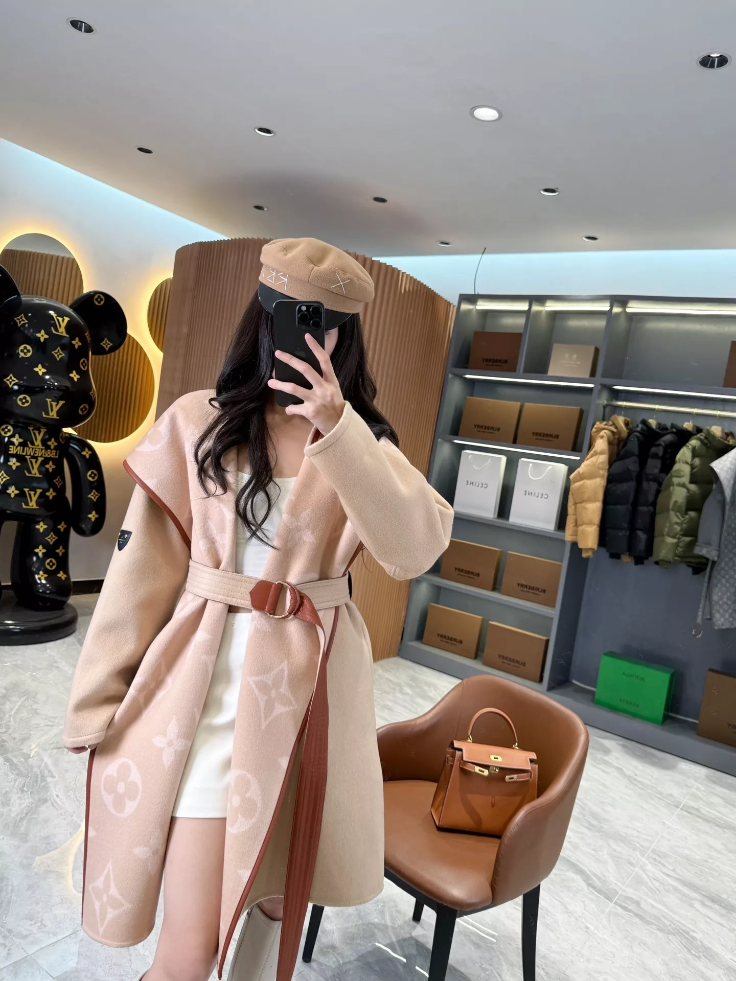 루이비통 모노그램 자카드 후드 벨트 롱 코트 상세 이미지 88