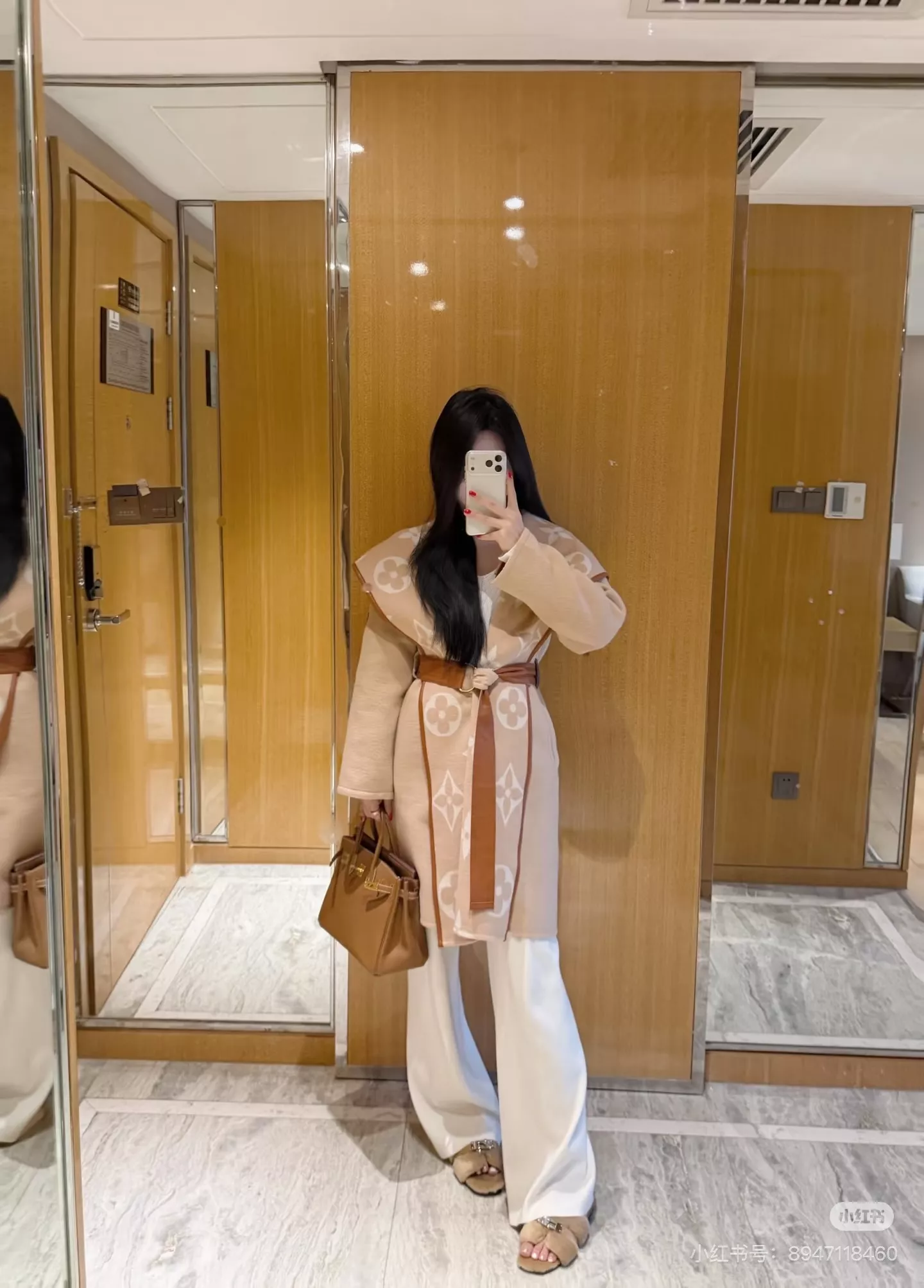 루이비통 모노그램 자카드 후드 벨트 롱 코트 상세 이미지 62