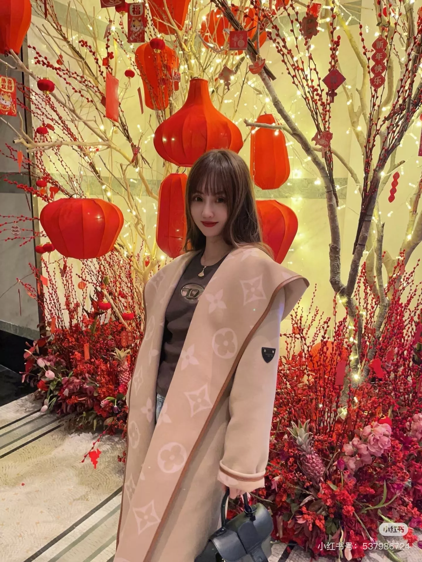 루이비통 모노그램 자카드 후드 벨트 롱 코트 상세 이미지 58