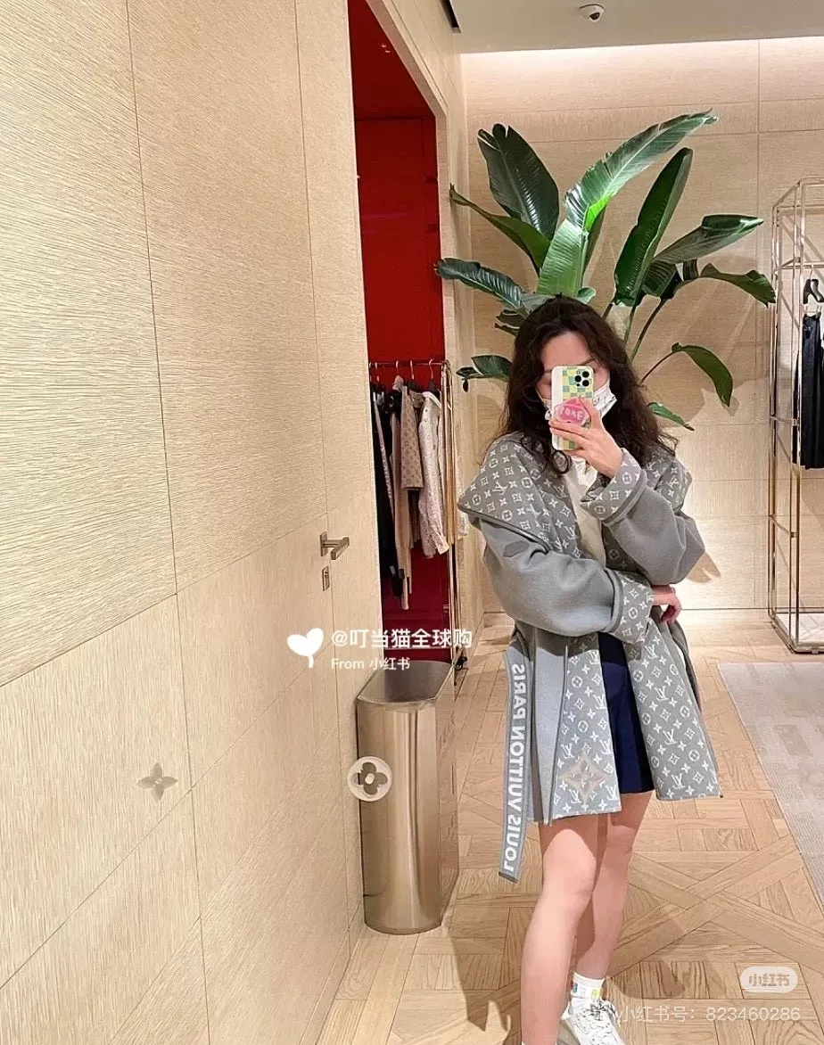 루이비통 모노그램 자카드 후드 랩 코트 상세 이미지 150