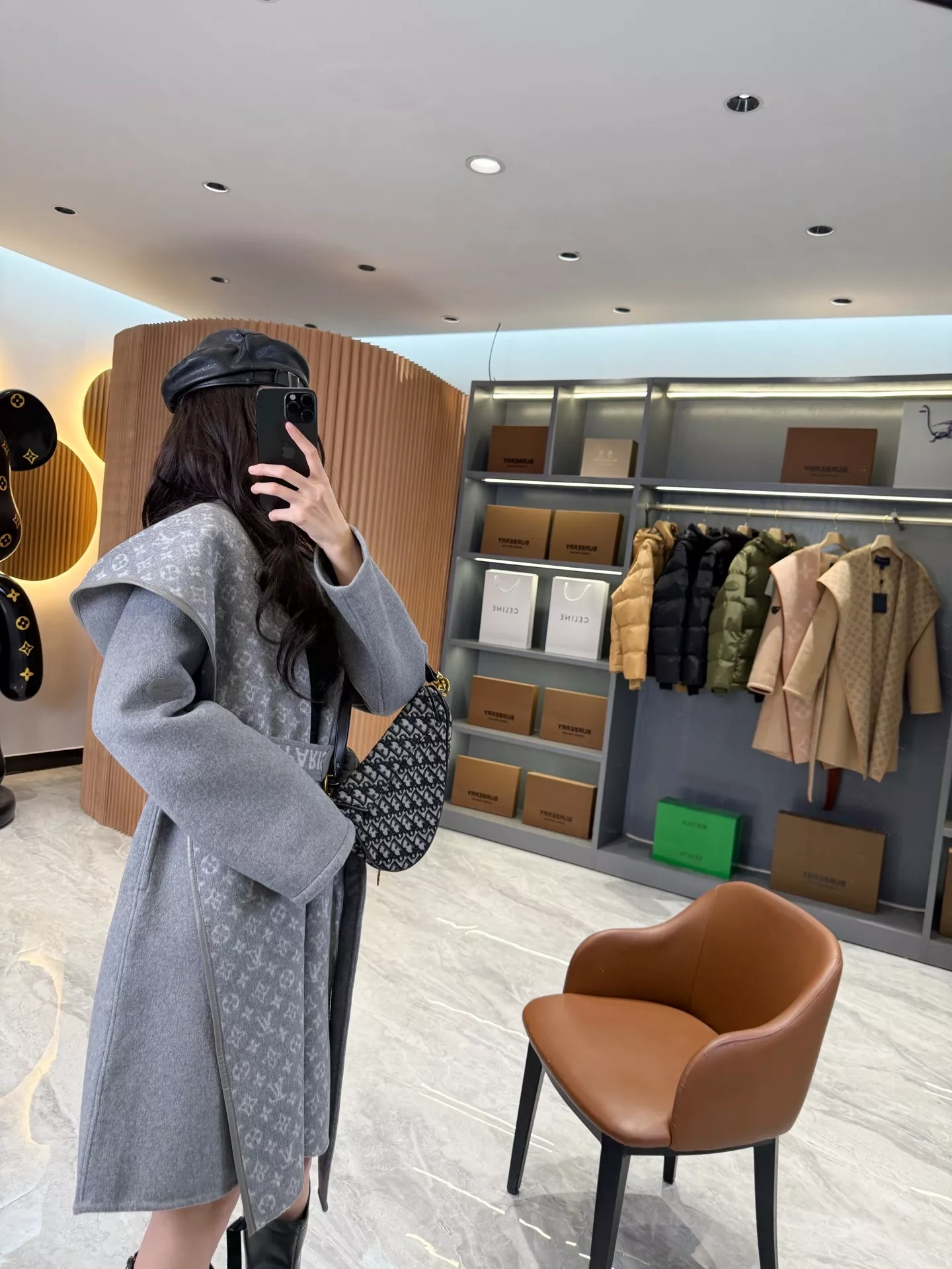 루이비통 모노그램 자카드 후드 랩 코트 상세 이미지 205