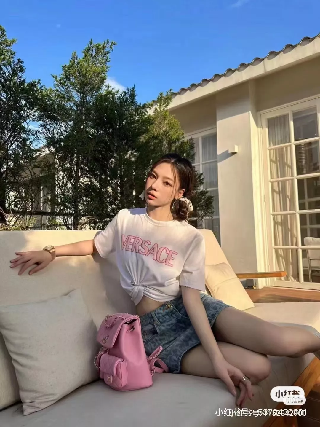 베르사체 올오버 로고 레터링 데님 미니 스커트 상세 이미지 12
