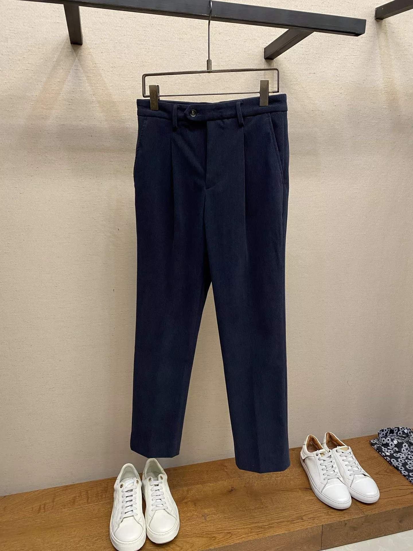 body_7a7004f7b397bb99.webp