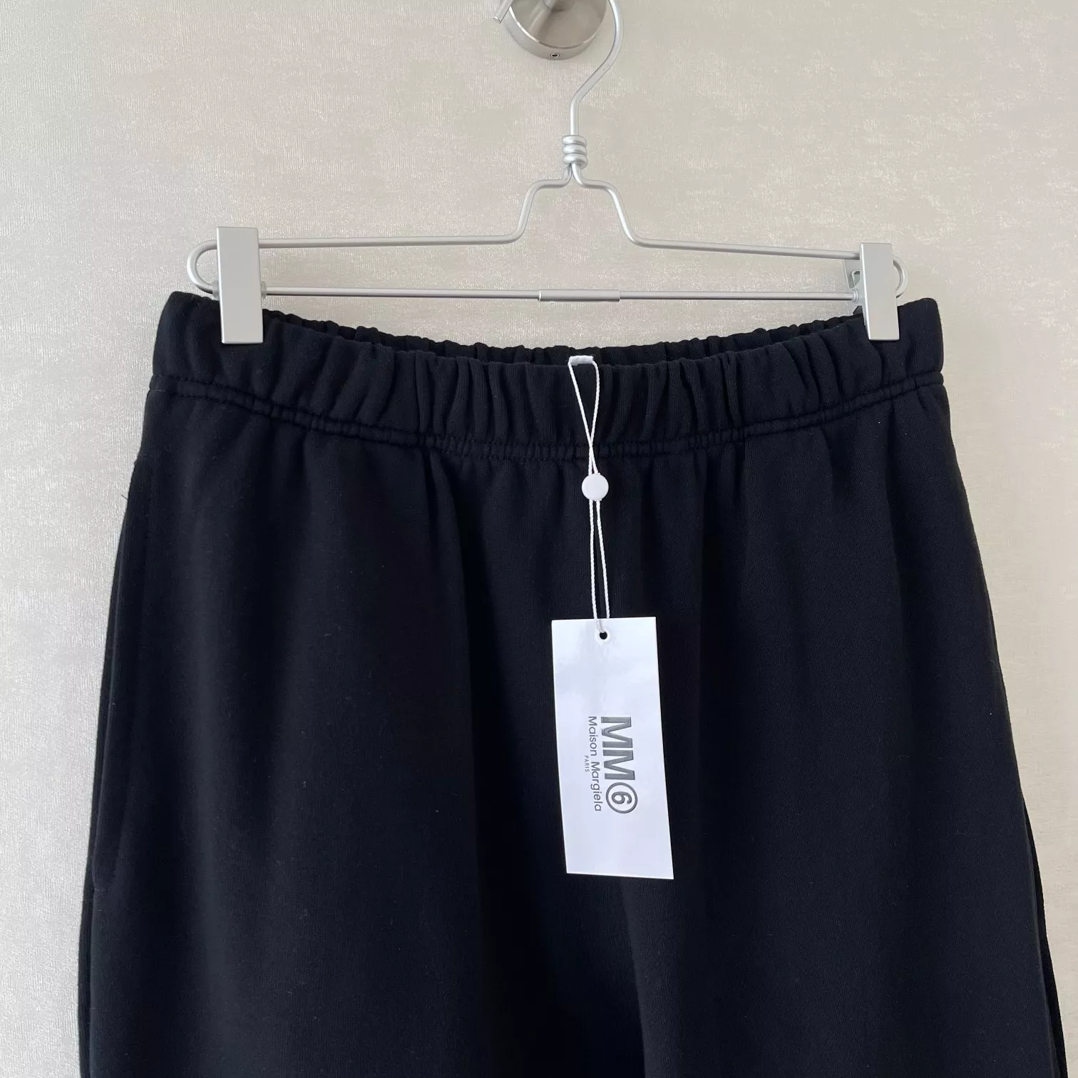 메종마르지엘라 MM6 숫자 프린트 스트레이트 스웨트 팬츠 상세 이미지 5